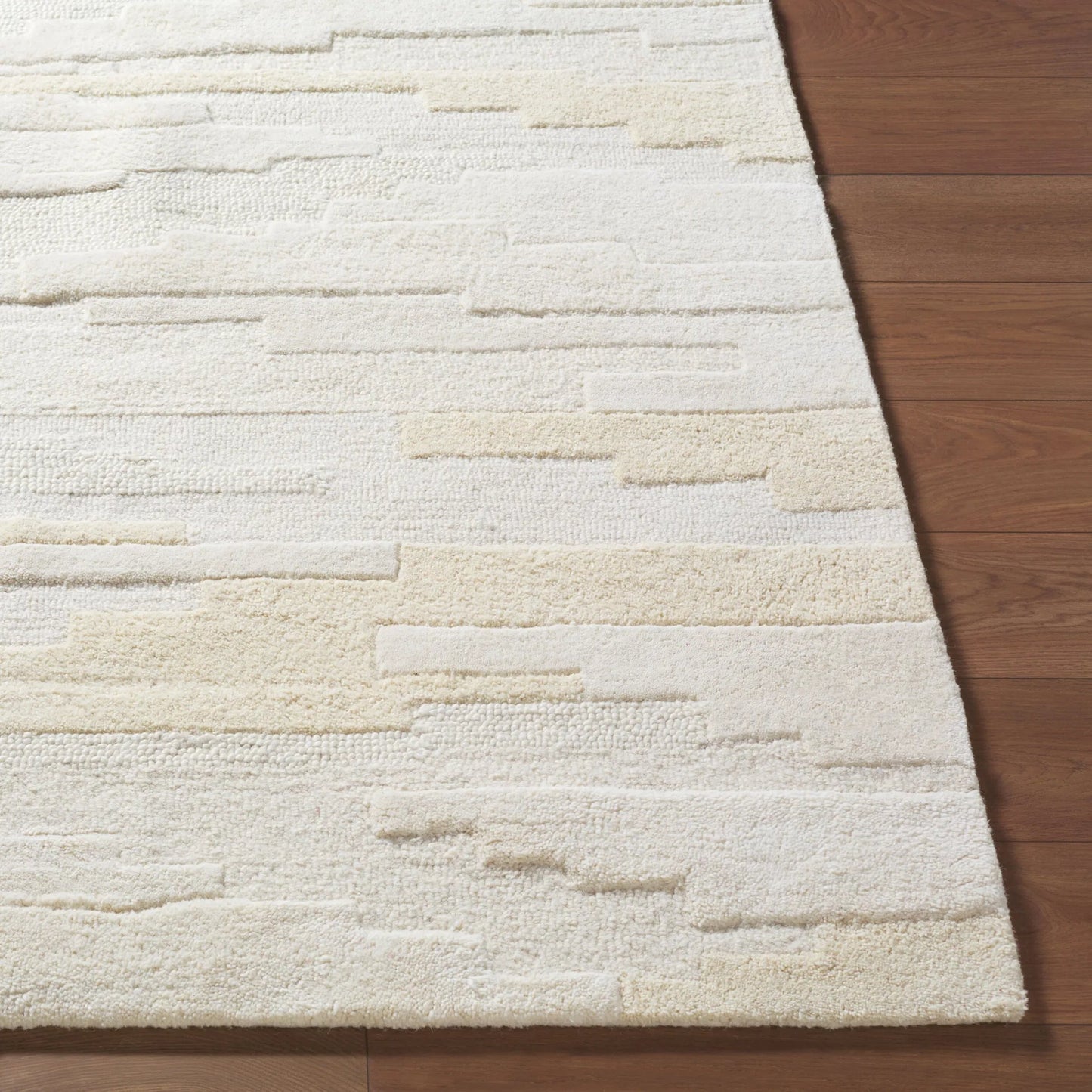 002 SI-2165784,SI-2165785,SI-2165786,SI-2165787 | Closeup | Kinsley KIS-2301 Rug by Livabliss in ivory, cream, beige. Made from wool in a unique style.