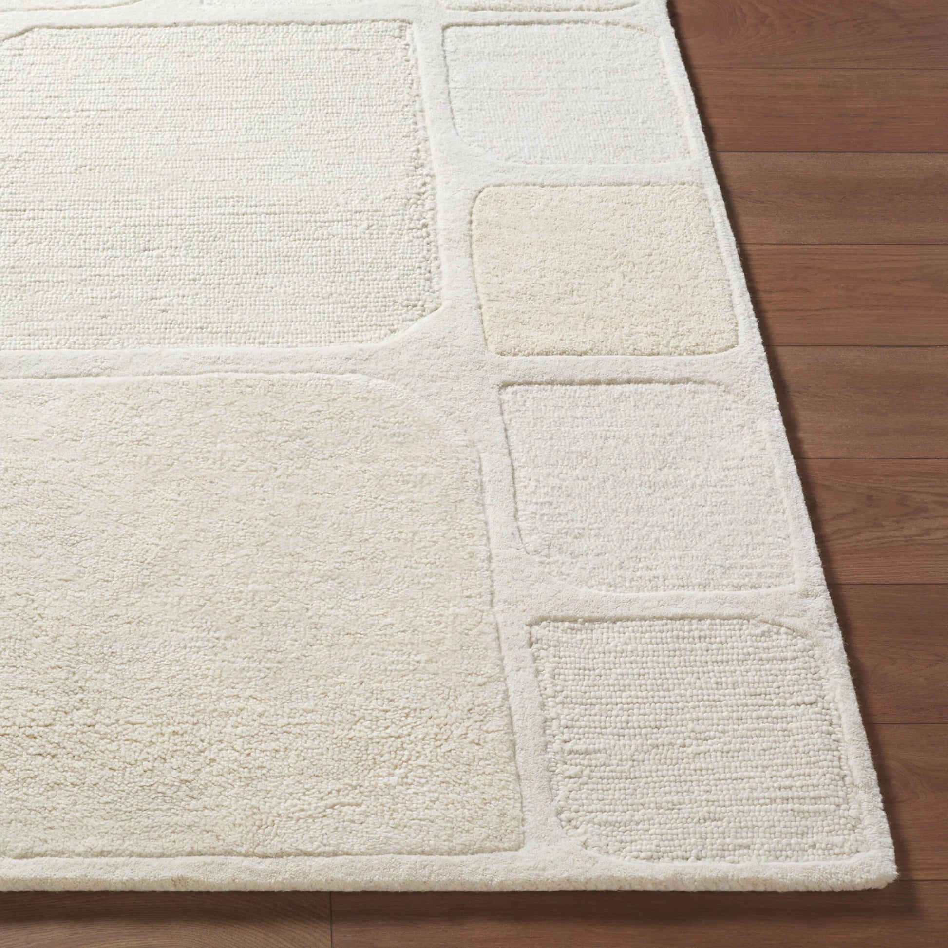 Kinsley KIS-2302 Rug by Livabliss in ivory, cream, beige, sand. Made from wool in a unique style.