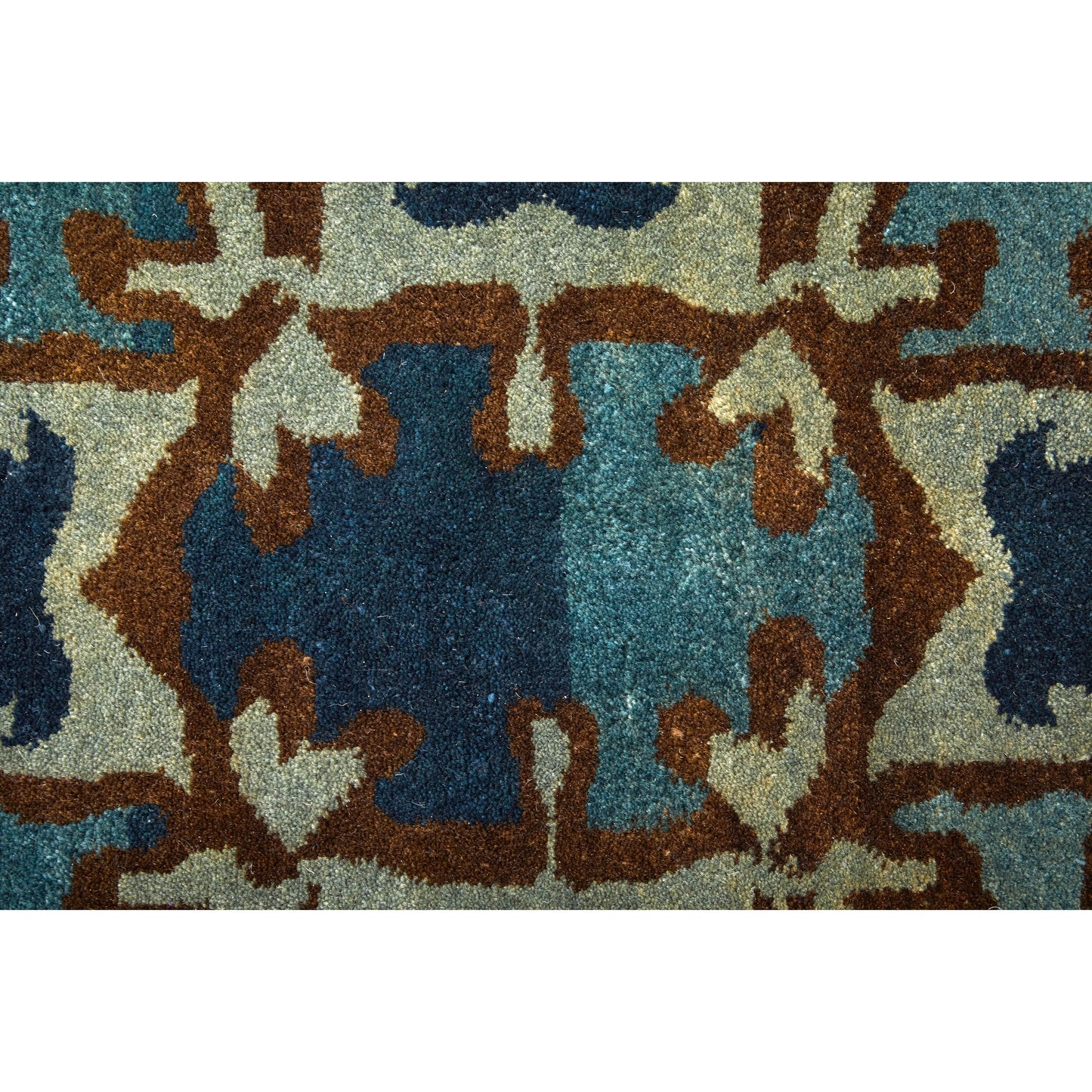 003 SI-1868467,SI-1868469,SI-2004637 | Closeup | Amzad Transitional Ikat Rug - 6116F by Feizy in blue, gray, tan. Made from wool in a unique style.