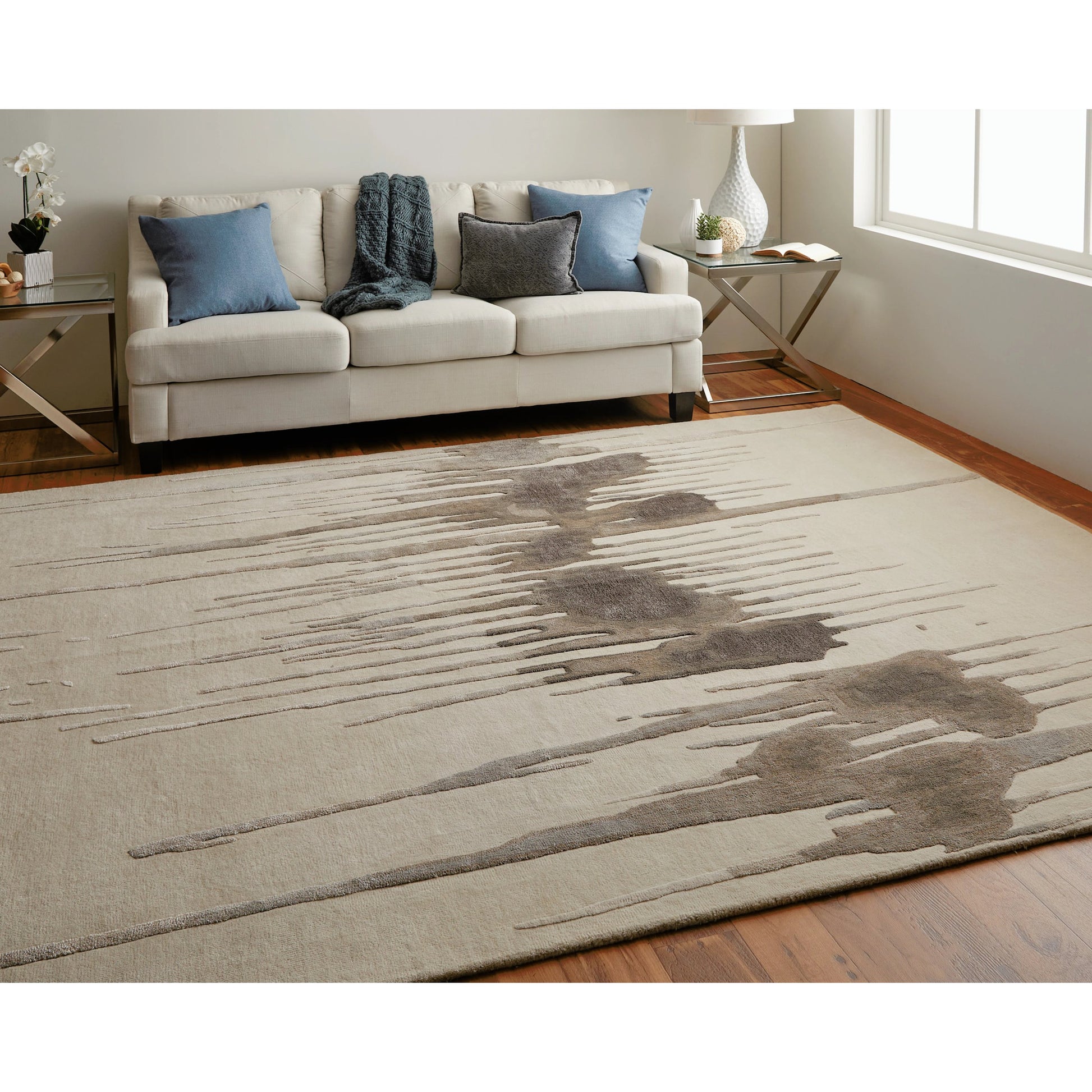 Anya Transitional Rug - 8882F by Feizy. Made from wool, viscose in a unique style.