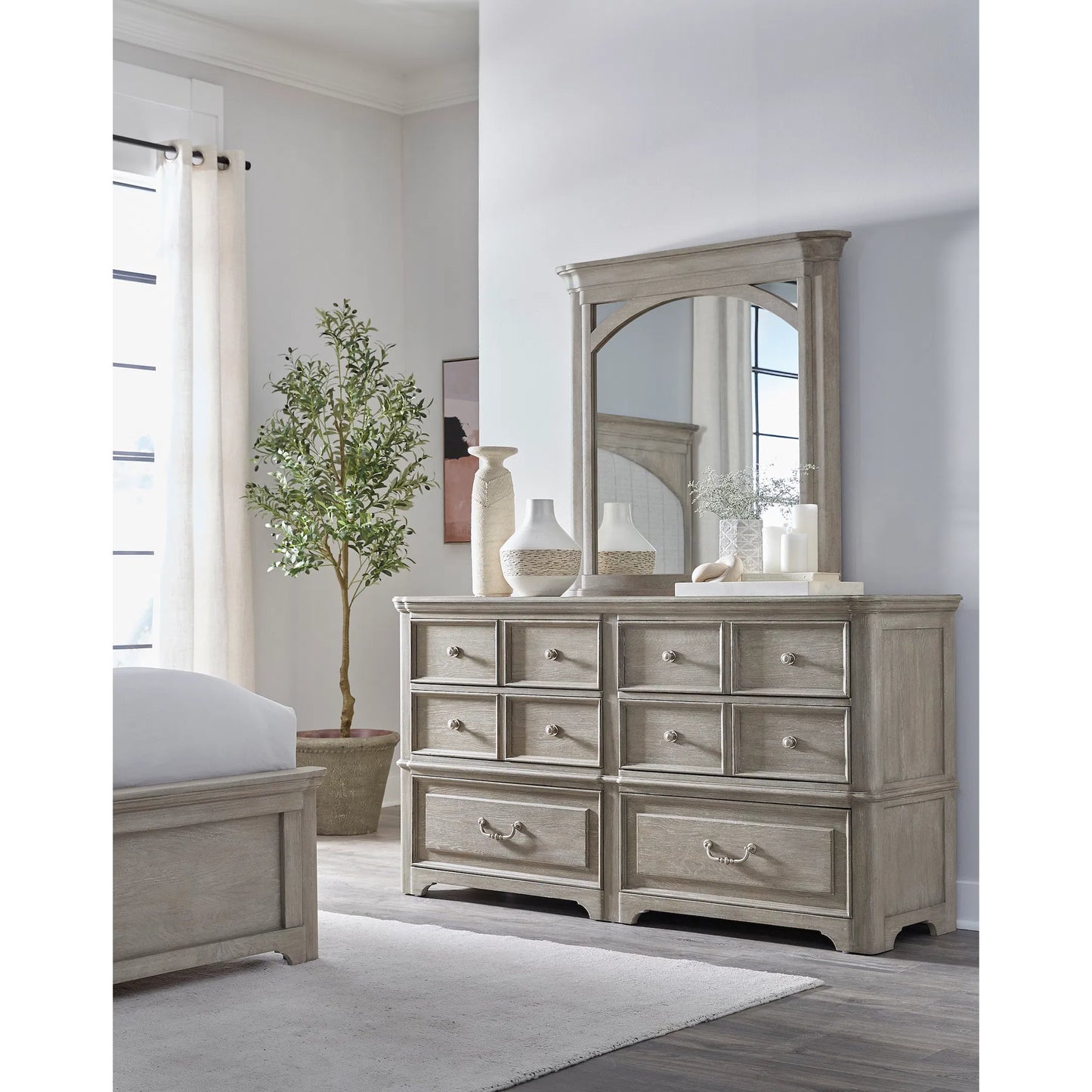 008 SI-2332651 | Lifestyle | Abbotts Glen Dresser Mirror by Pulaski Furniture in windmill grey. Made from split heart cathedral oak in a transitional style.