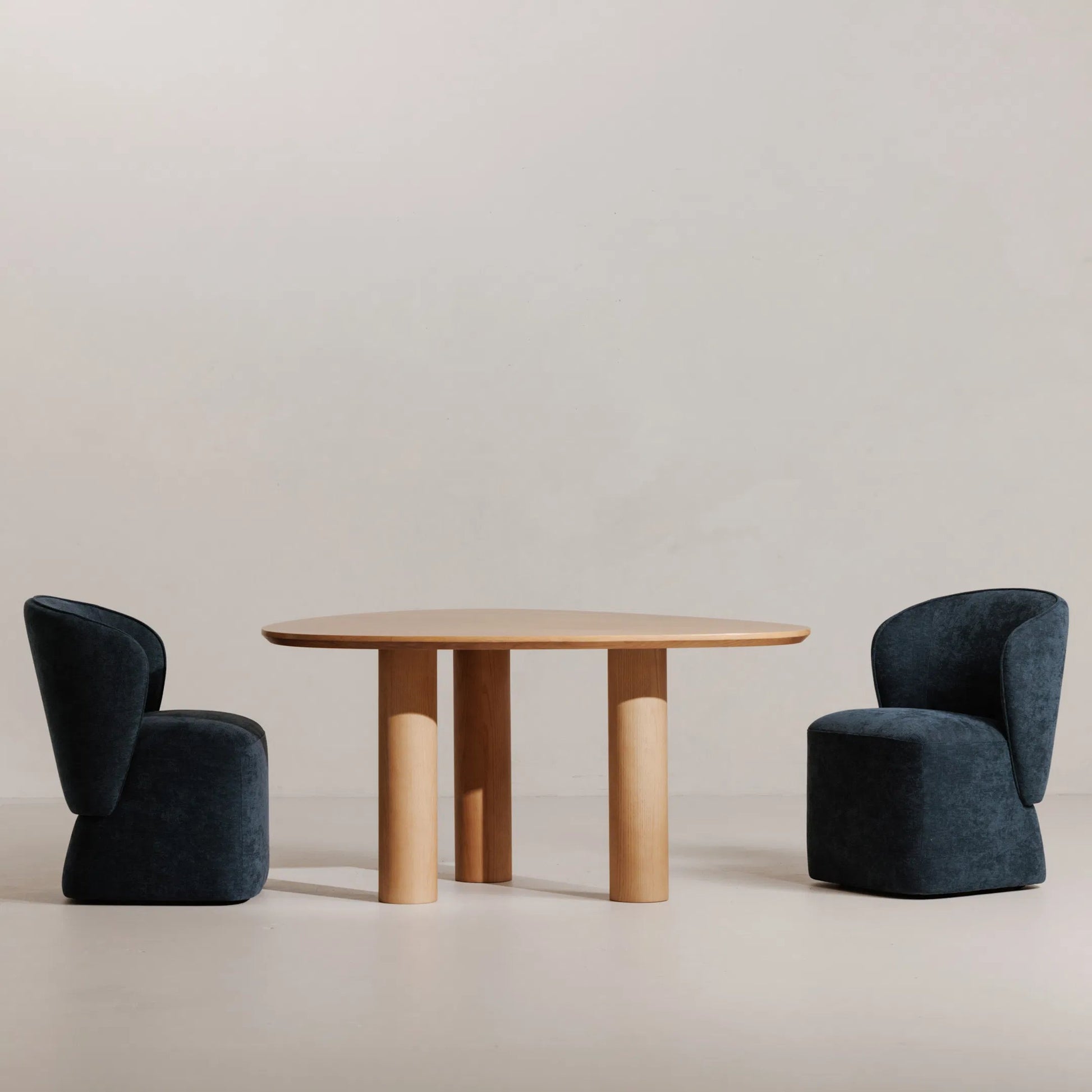 Larson Rolling Dining Chair Performance Fabric by Moe's Home Collection. Made from upholstery: 100% polyester, poplar multi, layer board, laminated veneer lumber, high density foam, metal wheels in a transitional style.