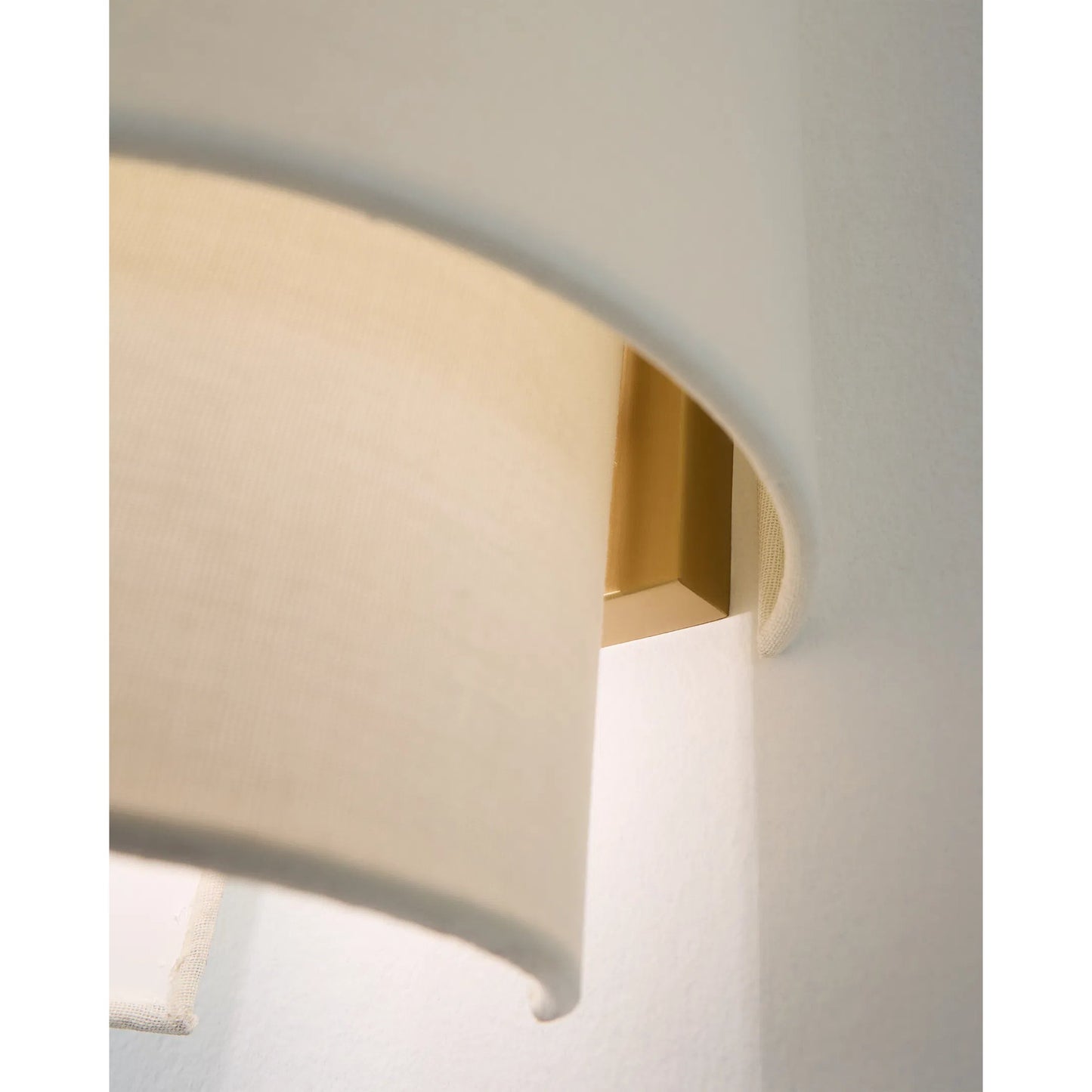 009 SI-2235052 | Unknown | Sawyer Sconce by Visual Comfort & Co.. Made from steel in a unique style.
