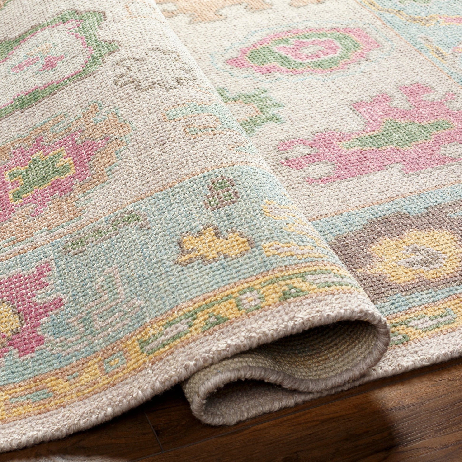 Kars Rug - 30332 by Surya. Made from 80% wool, 20% cotton in a unique style.