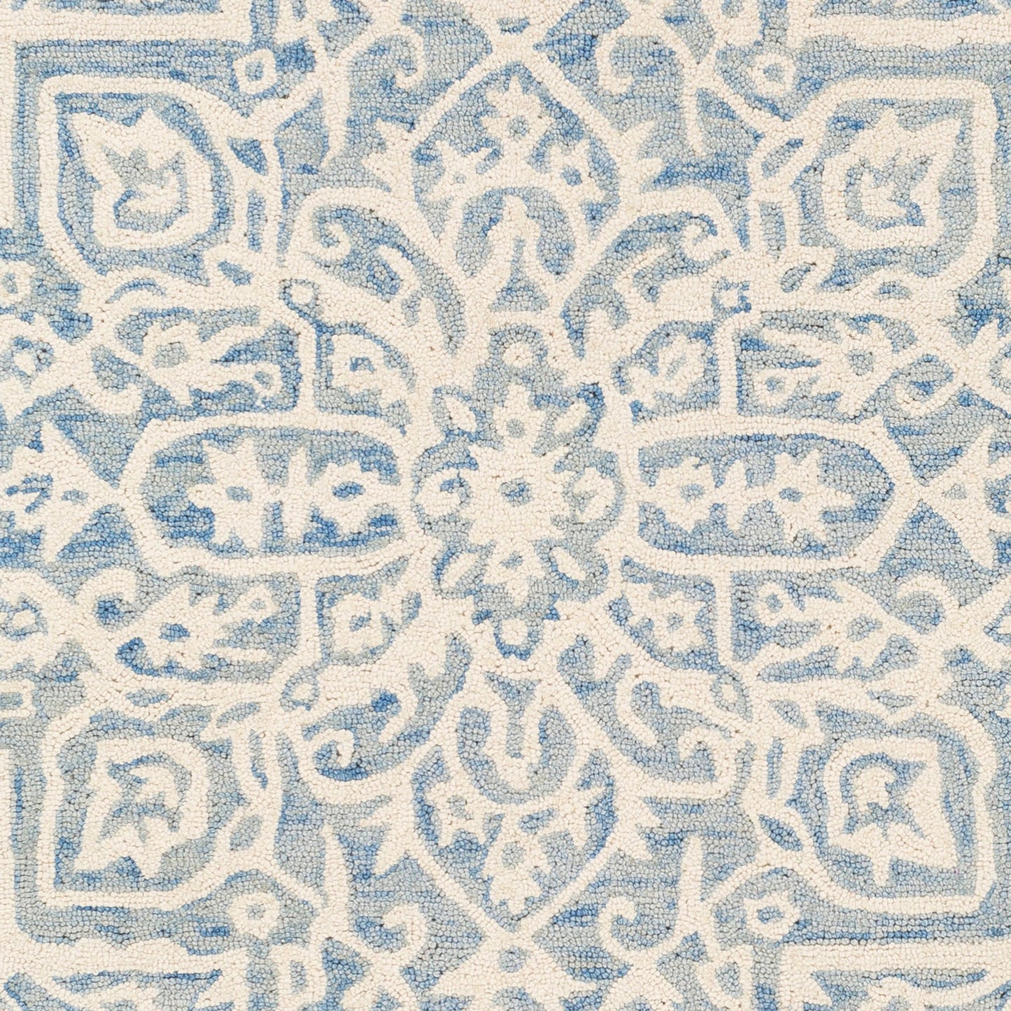 009 SI-1883970,SI-1883971,SI-1883972,SI-1883973,SI-1883974 | Closeup | Kayseri Rug - 24663 by Livabliss in denim, pale blue, cream. Made from 100% wool in a unique style.