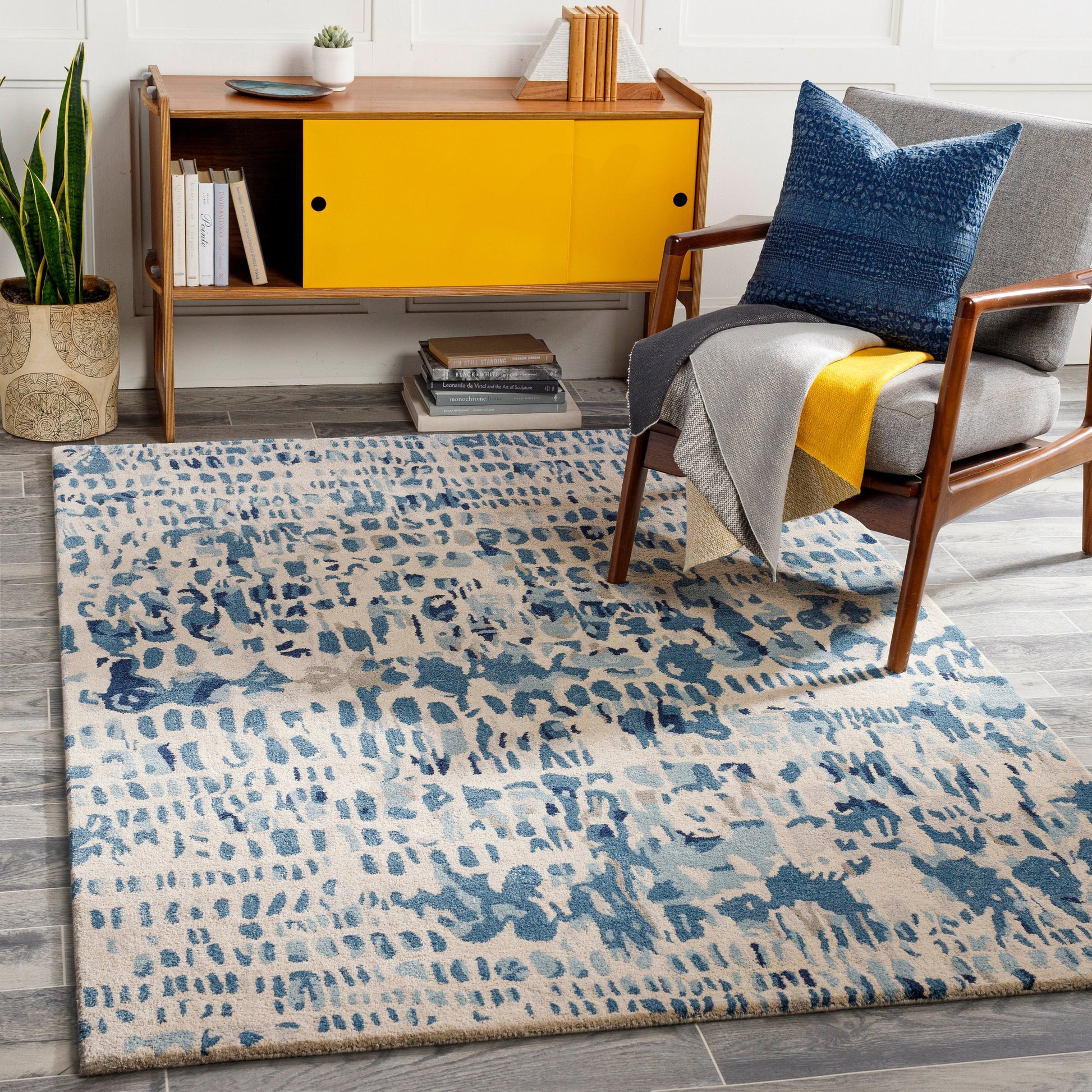 Kavita Rug - 29598 by Surya. Made from 50% viscose, 50% wool in a unique style.
