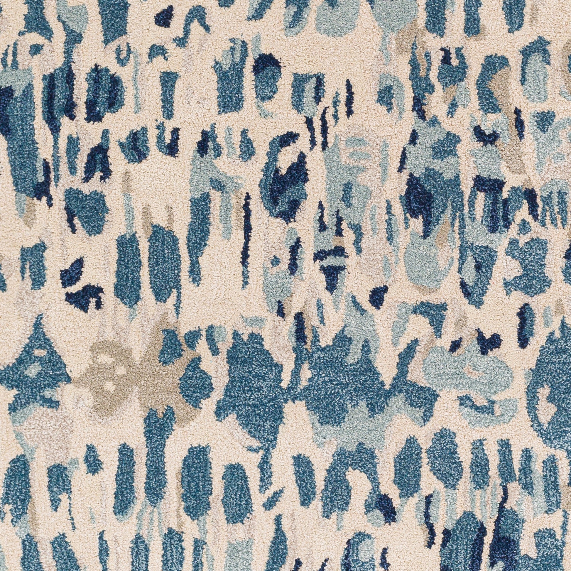 Kavita Rug - 29598 by Surya. Made from 50% viscose, 50% wool in a unique style.