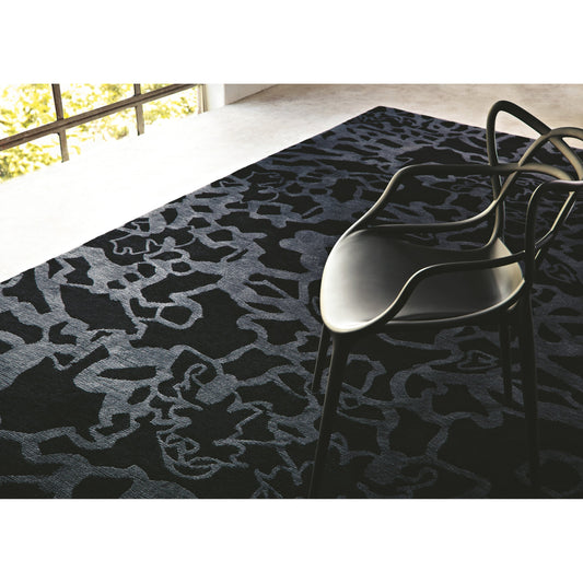 Kyah Rug - 15453 by Surya in black, gray. Made from 100% new zealand wool in a unique style.