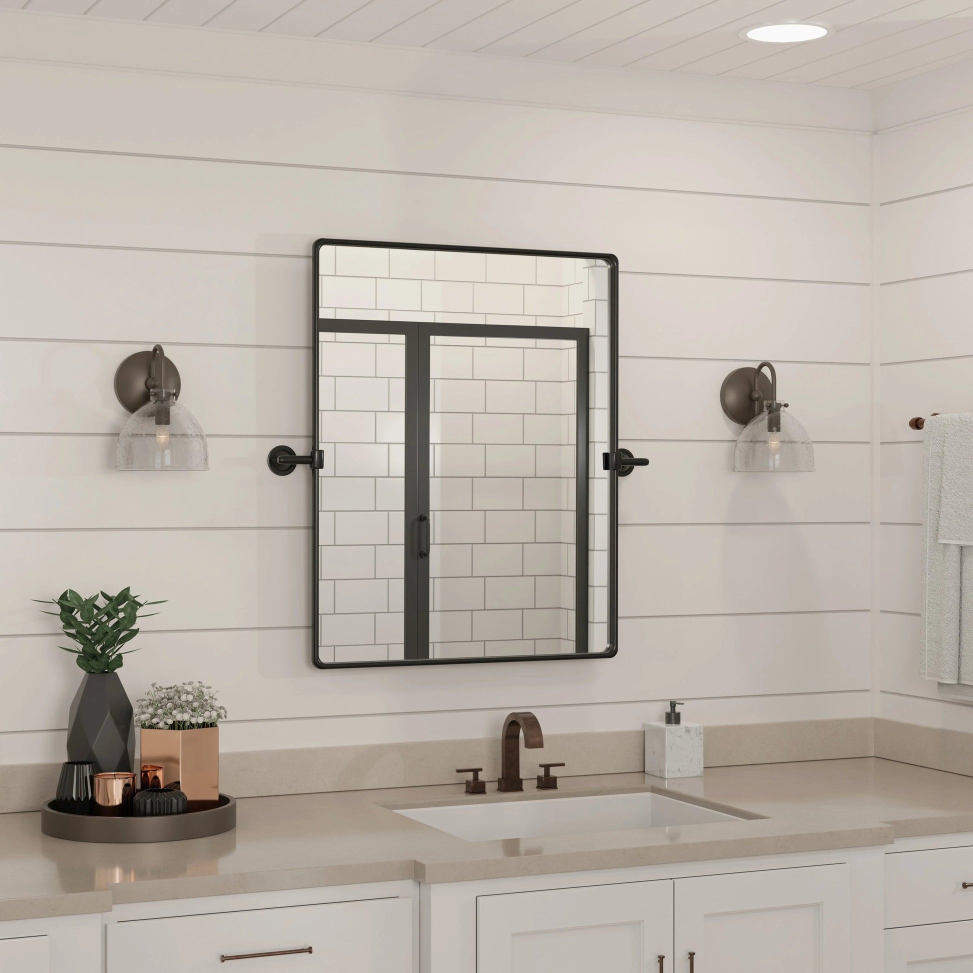Quinn Seeded Glass 1-Light Wall Sconce by Lumanity. Made from metal, glass in a transitional style.