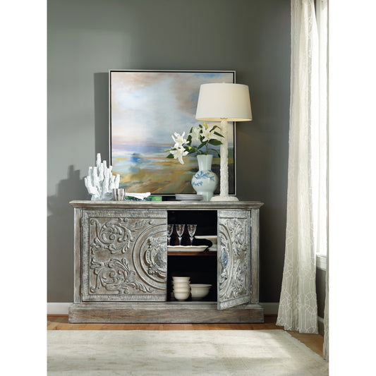 True Vintage Accent Console by Hooker Furniture in driftwood. Made from pecky pecan veneers, resin, solid-wood edge top in a traditional style.