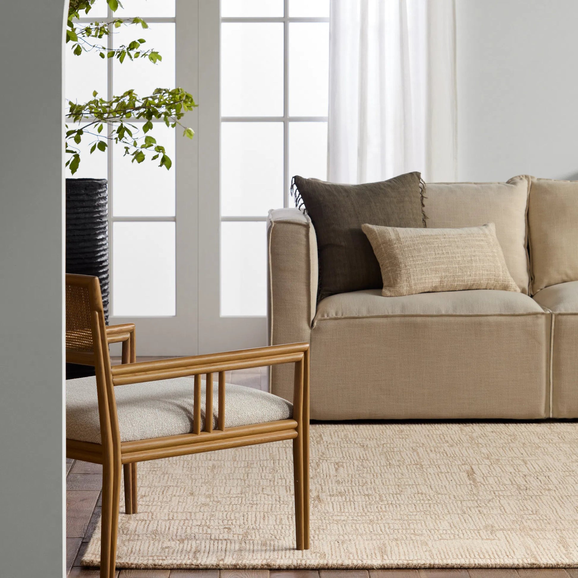 Labyrinth LAB02 Rug by Jaipur Living in ivory, cream. Made from 100% wool in a unique style.