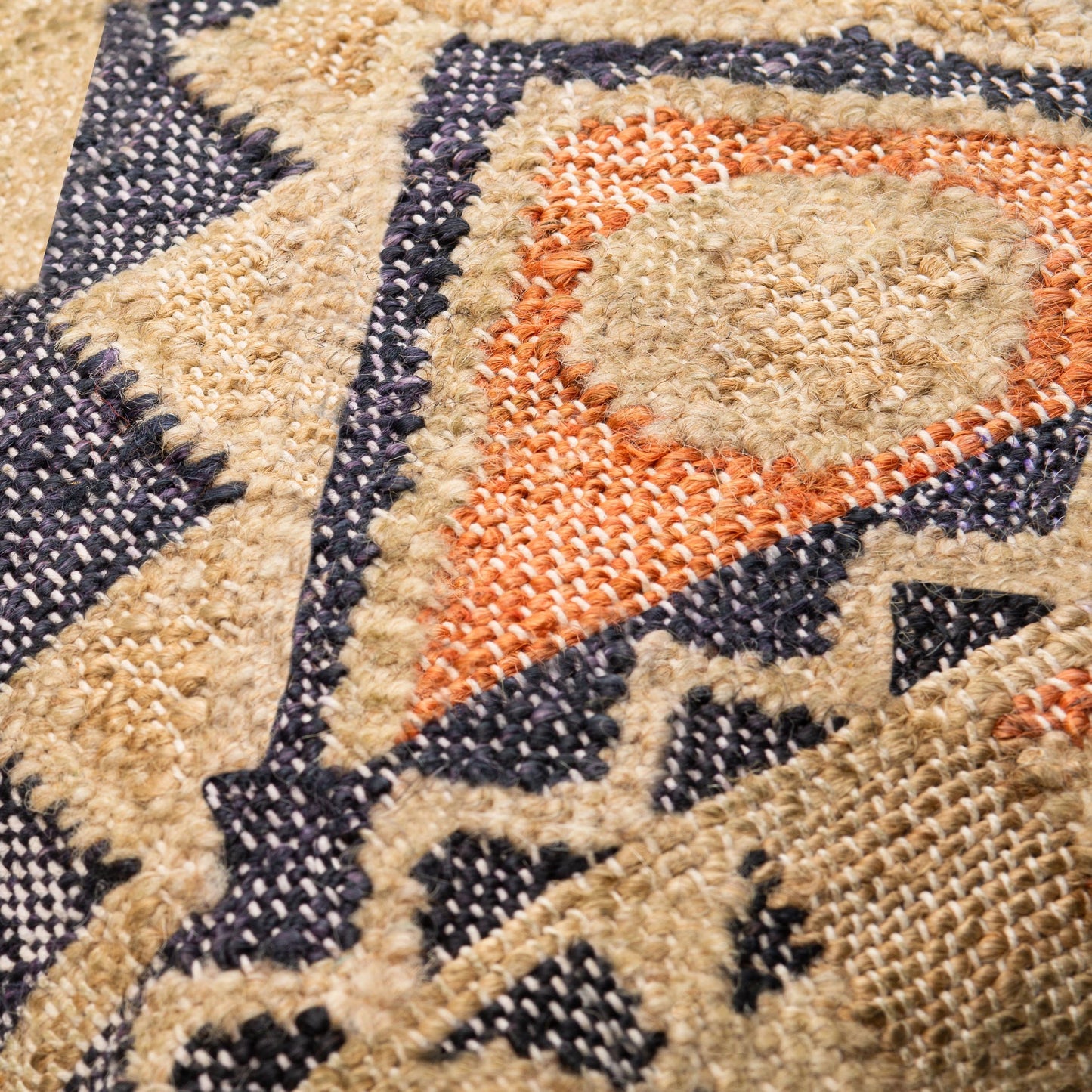 004 SI-1885419,SI-1885420,SI-1885421,SI-1885422 | Closeup | Luanda Pillow - 23520 by Surya in black, light beige. Made from 70% jute, 20% wool, 10% cotton, 100% cotton in a eclectic & global style.