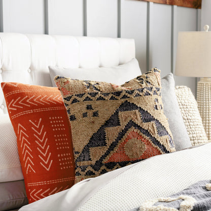 Luanda Pillow - 23520 by Surya in black, light beige. Made from 70% jute, 20% wool, 10% cotton, 100% cotton in a eclectic & global style.