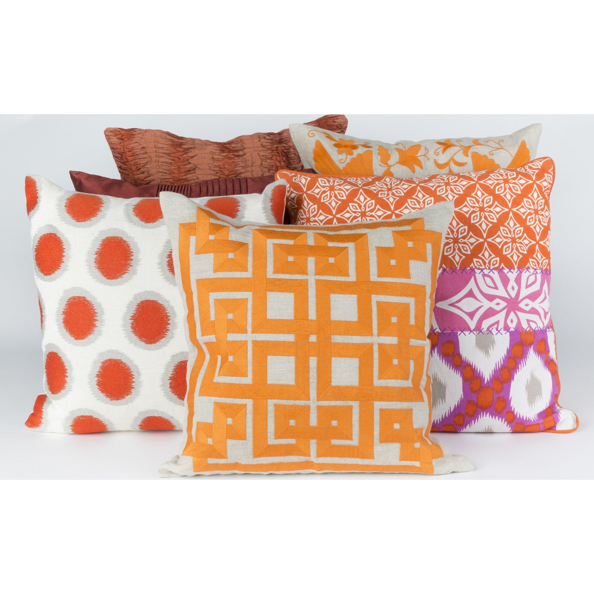 Gramercy Pillow - 33799 by Surya. Made from 100% linen in a modern style.