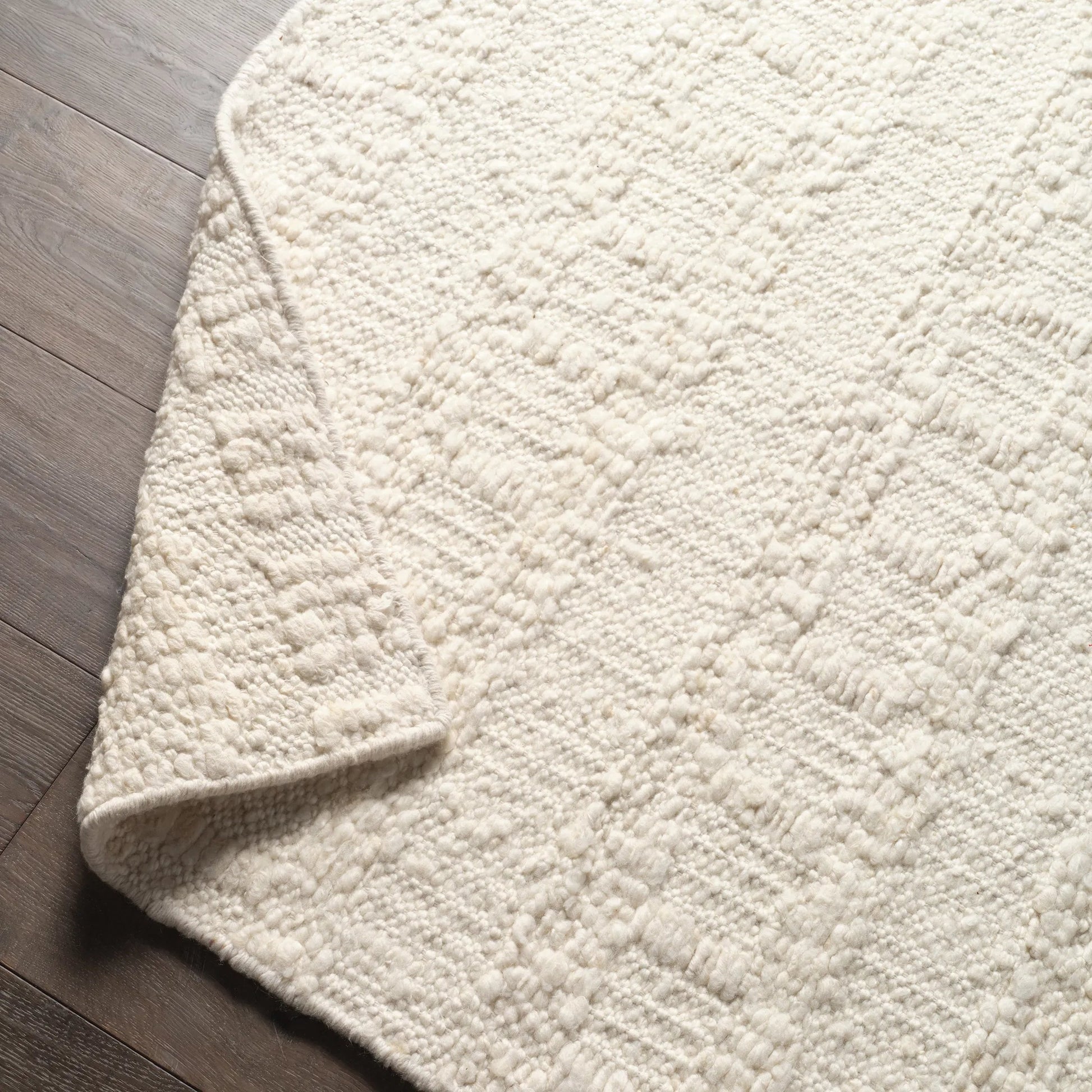 Leona LEO07 Rug by Jaipur Living. Made from 100% wool in a unique style.