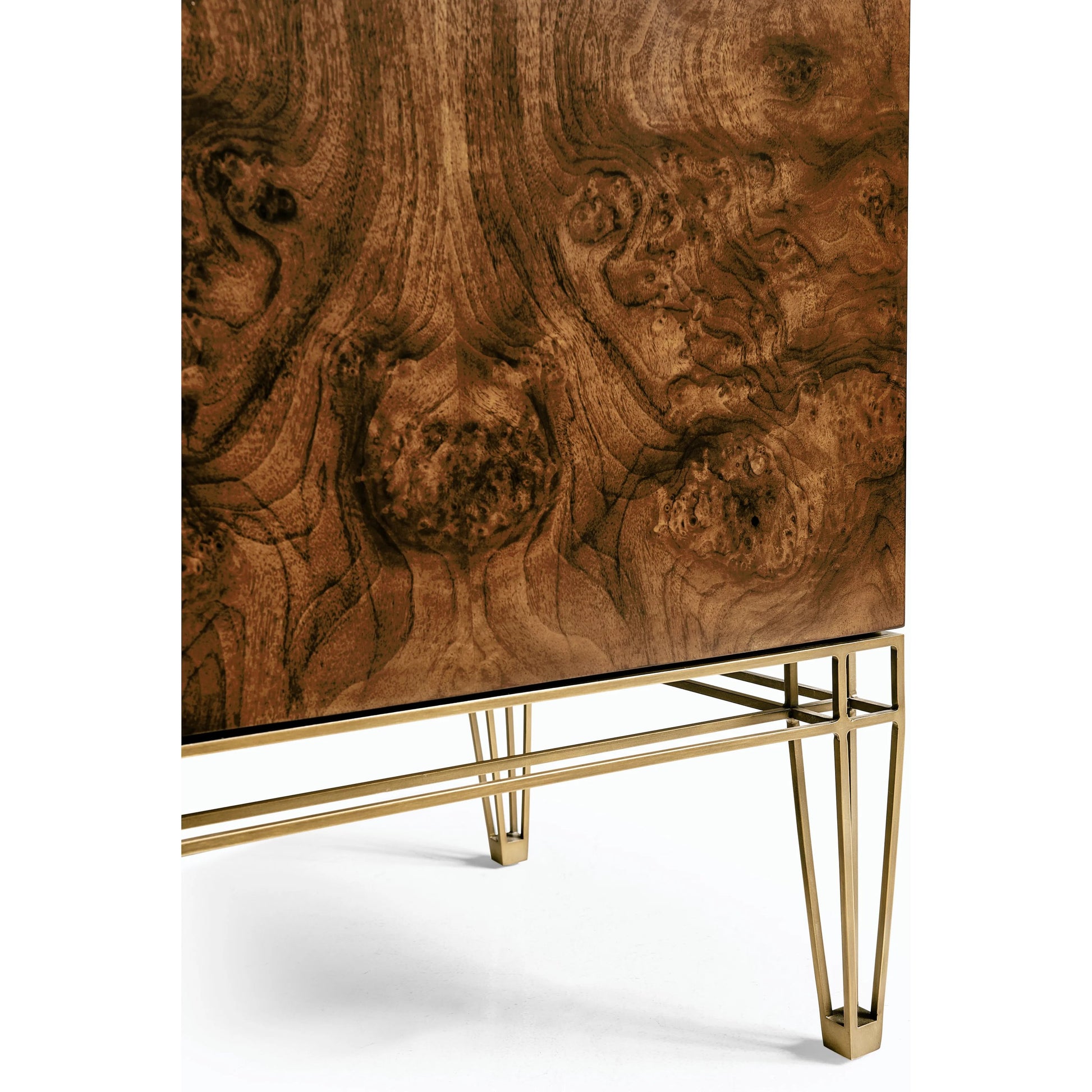Xo Sideboard by Jonathan Charles in brown and walnut burl, bronze. Made from walnut burl, stainless steel, brass in a modern style.