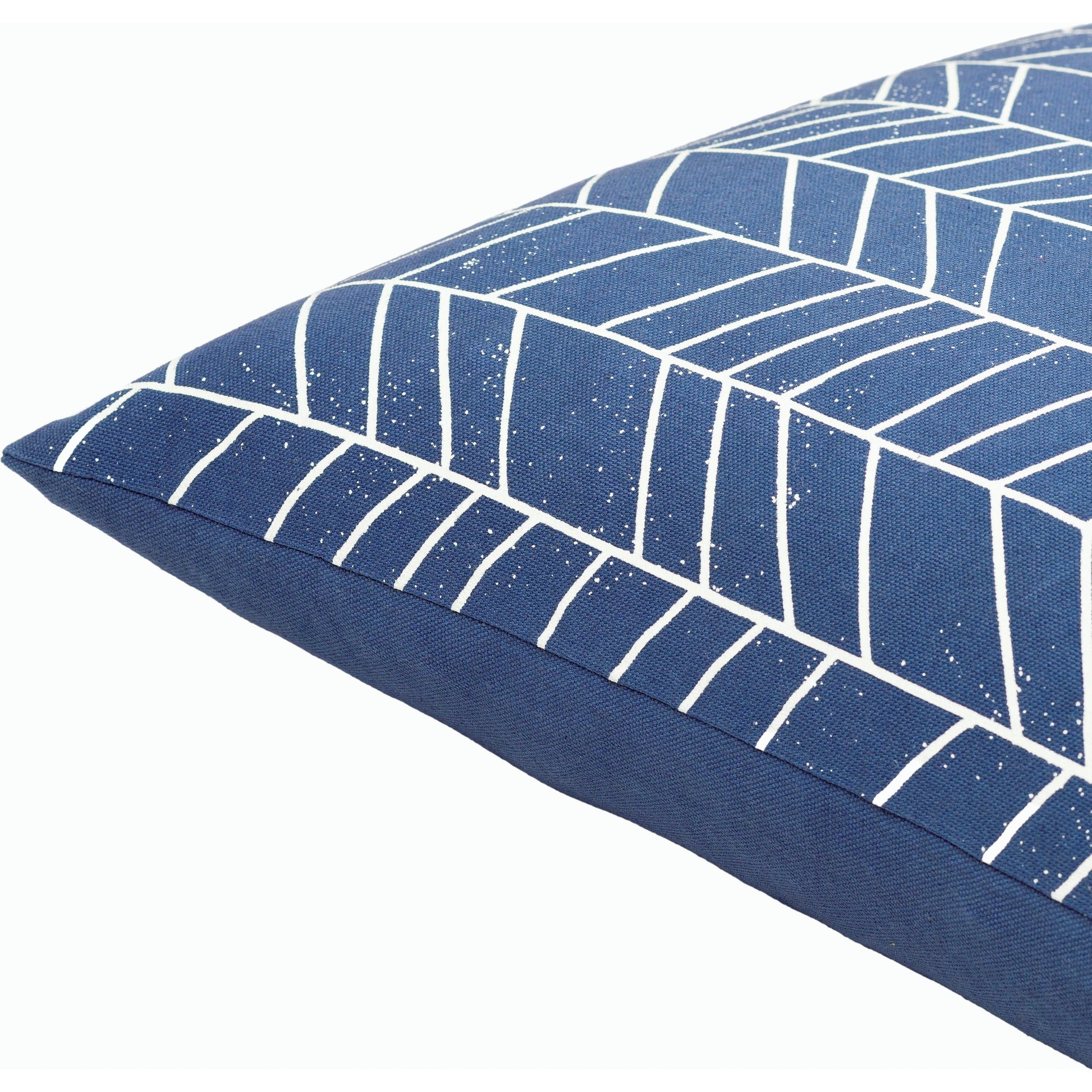 Lachen Pillow - 18158 by Surya. Made from 100% cotton in a modern style.