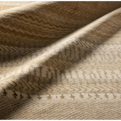 Liberty LIB16 Rug by Jaipur Living in yellow, gold, tan, beige. Made from 100% wool in a unique style.