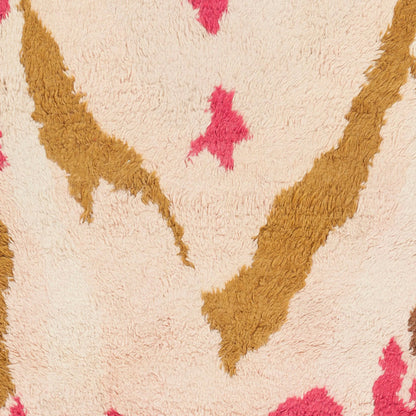 Liona Rug - 963 by Surya. Made from 100% wool in a unique style.