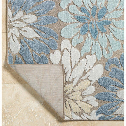 Lakeside Rug - 500174 by Livabliss. Made from face: 100% polypropylene, warp: 100% polypropylene in a unique style.