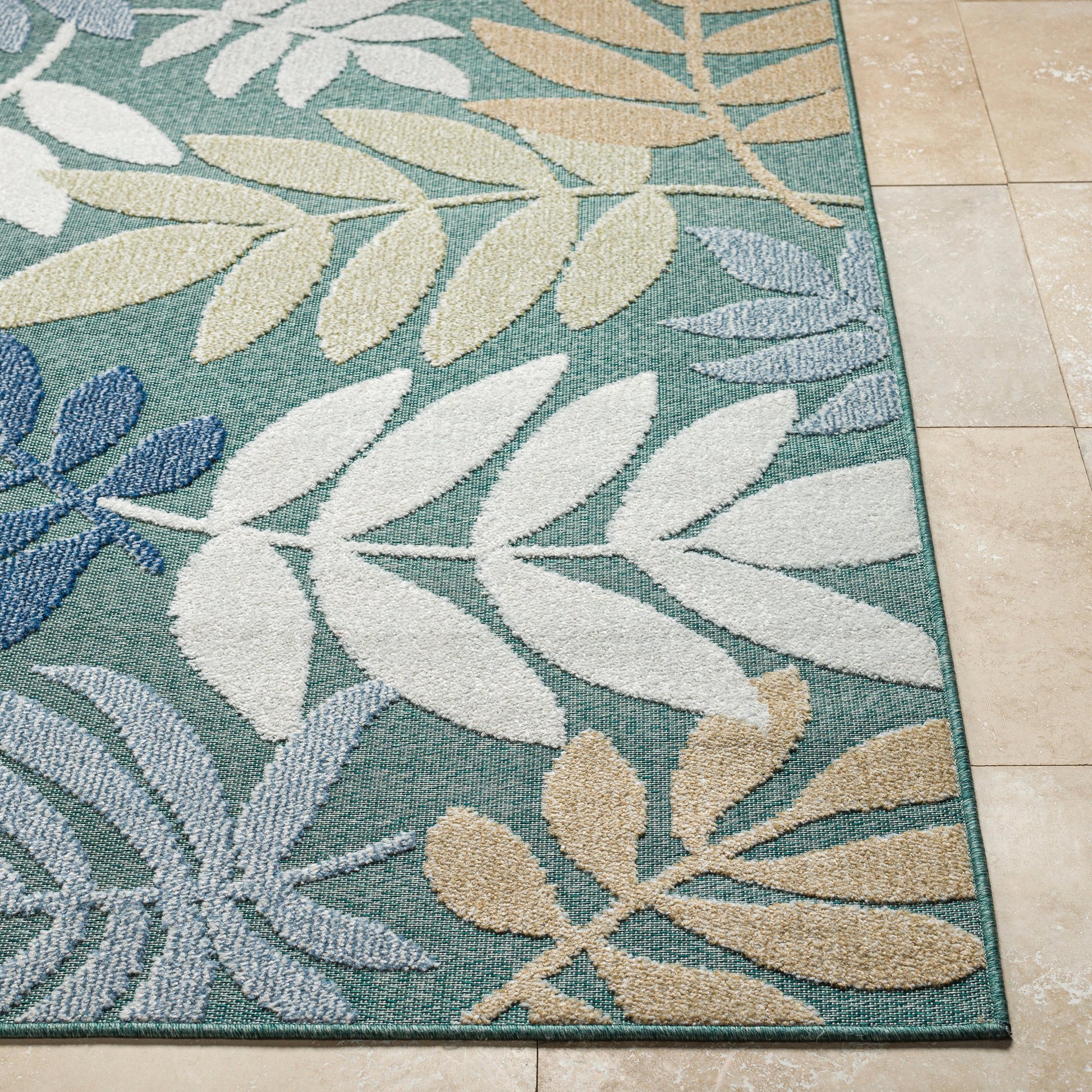 Lakeside Rug - 500213 by Livabliss. Made from face: 100% polypropylene, warp: 100% polypropylene in a unique style.