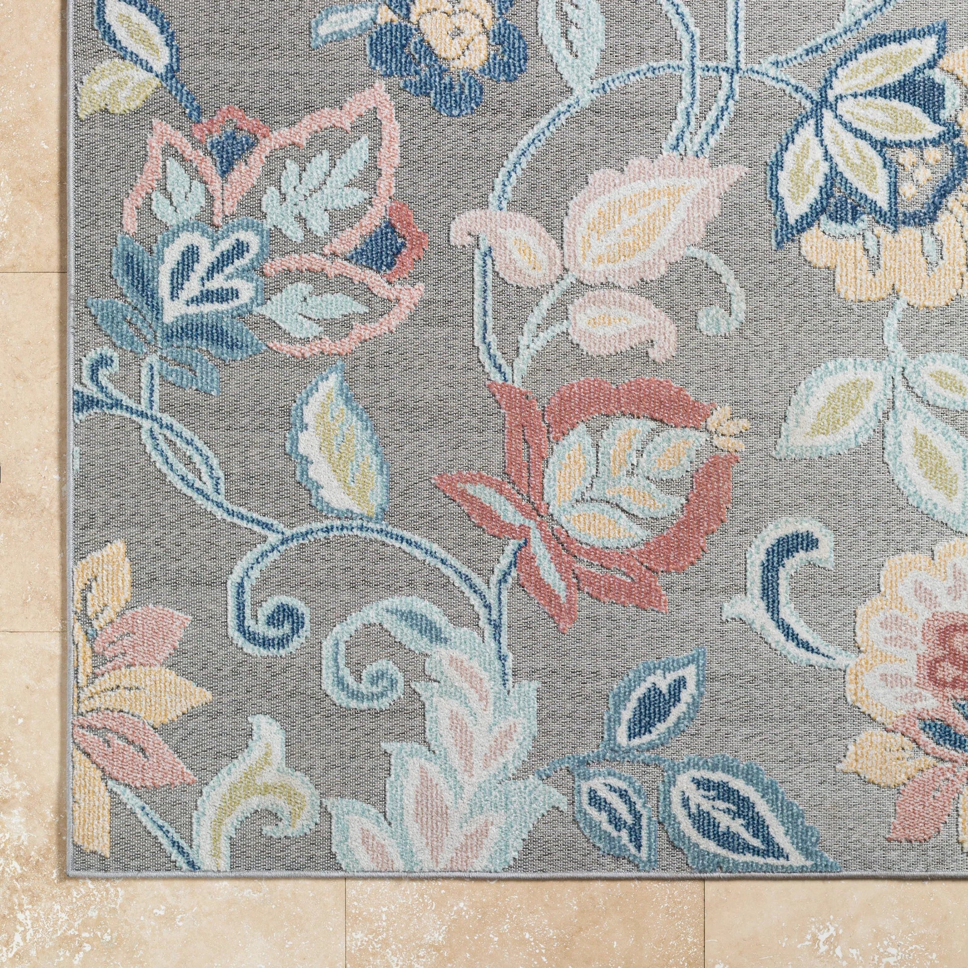 Lakeside Rug - 500252 by Livabliss. Made from face: 100% polypropylene, warp: 100% polypropylene in a unique style.