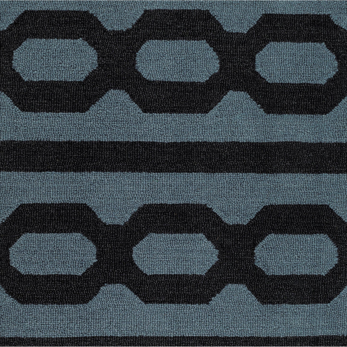 006 76072-30192,76072-30194 | Closeup | Lockhart Rug - 15336 by Surya. Made from 100% wool in a unique style.