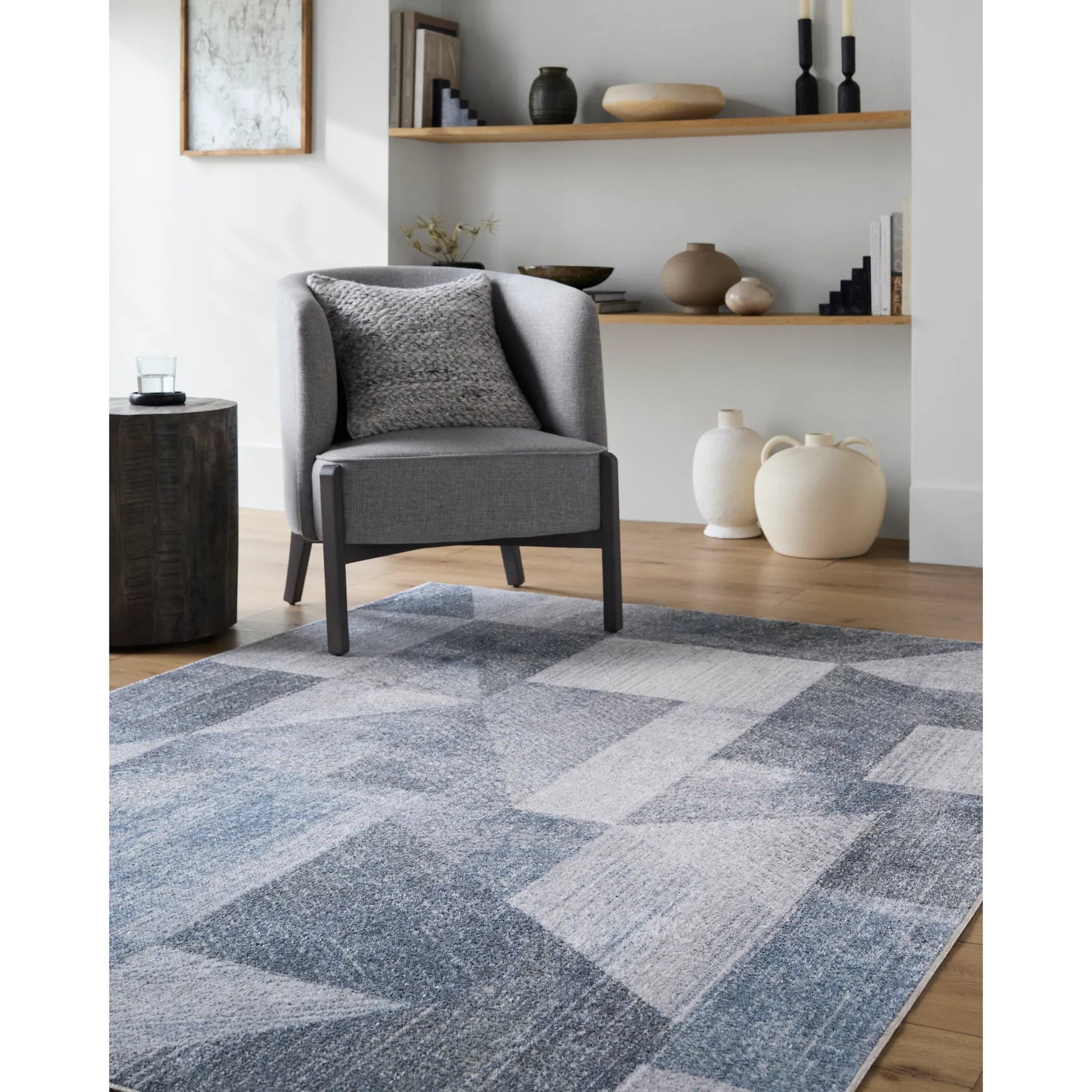 Lillian Rug - 532412 by Livabliss. Made from polyester in a unique style.
