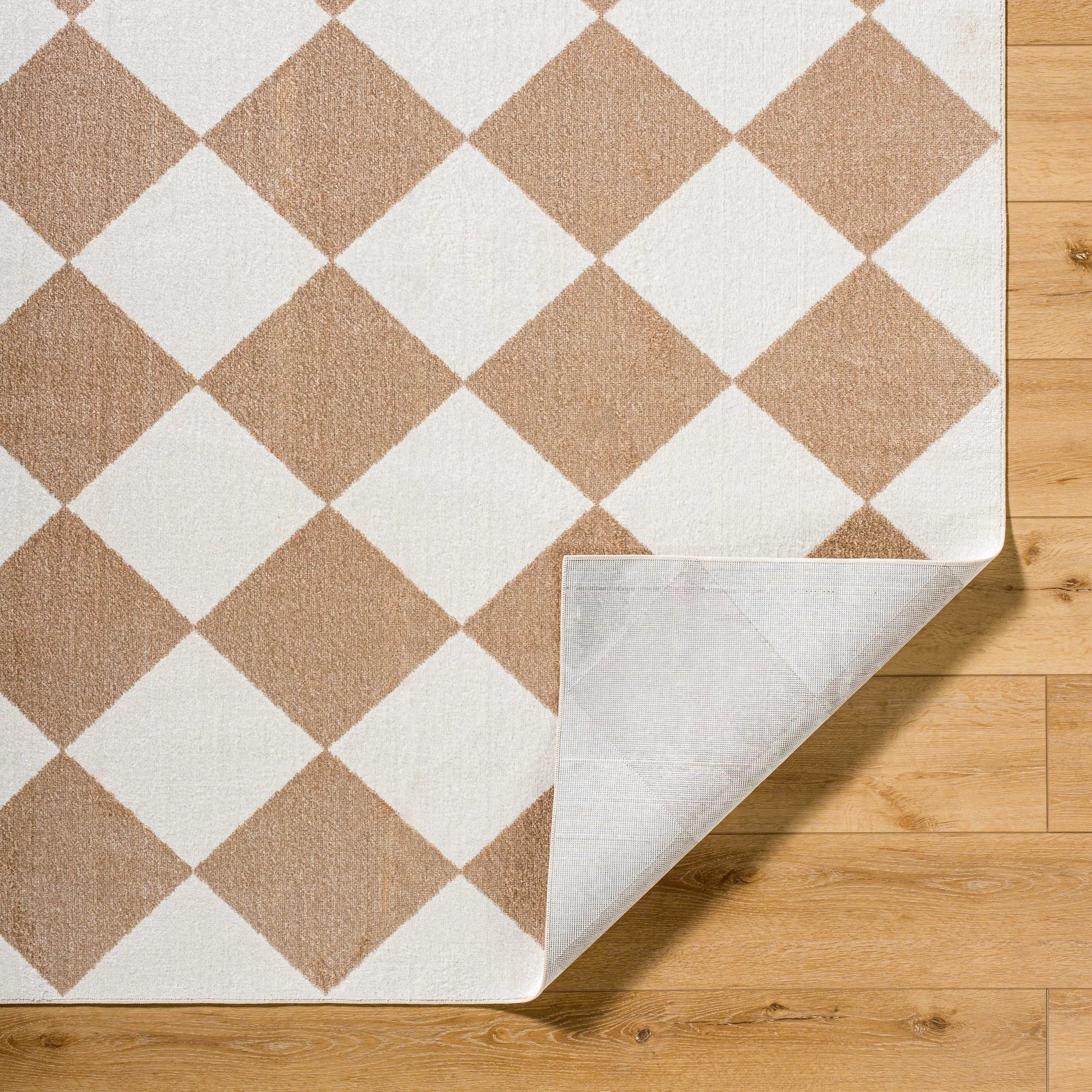 Lillian Rug - 537181 by Livabliss. Made from polyester in a unique style.
