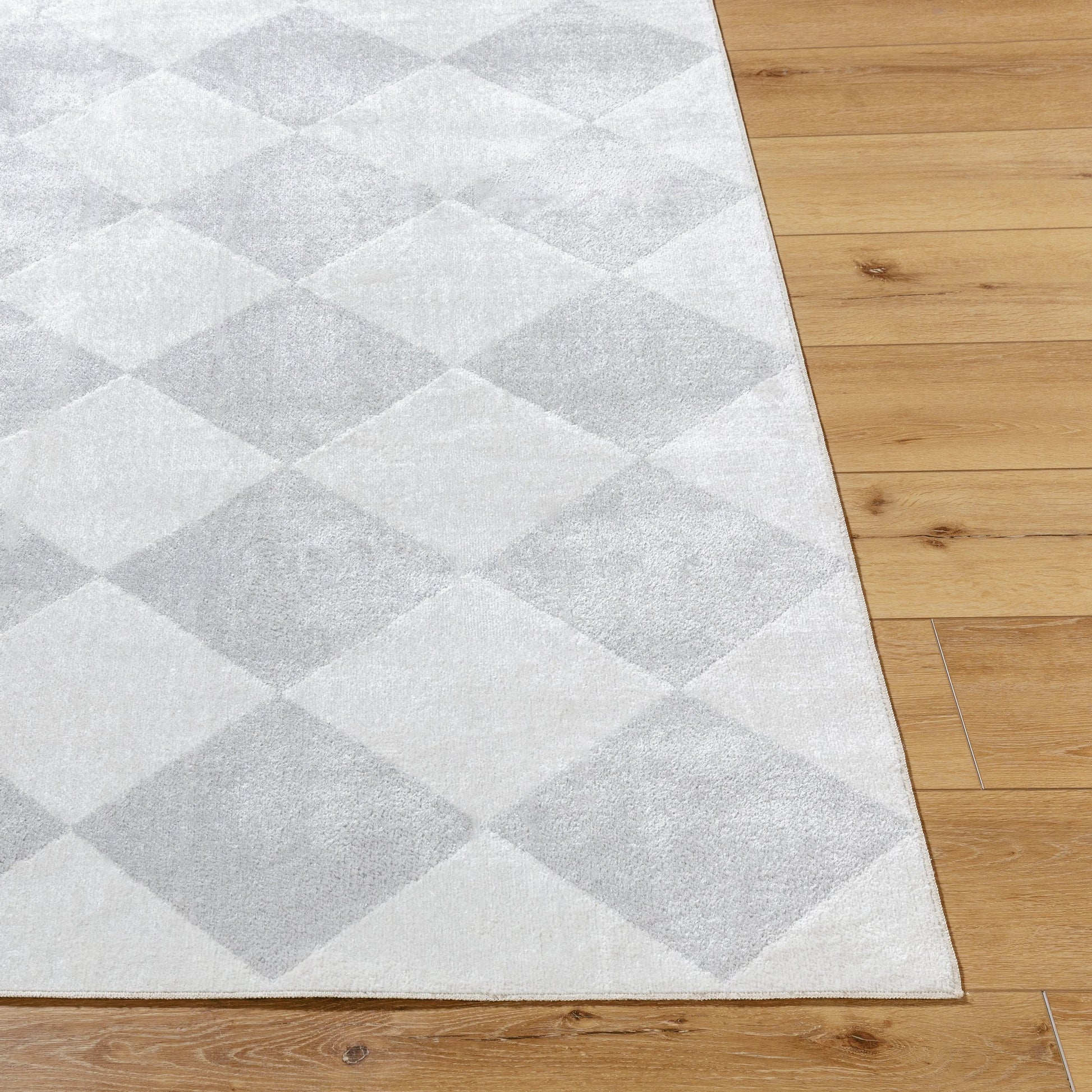 Lillian Rug - 537181 by Livabliss. Made from polyester in a unique style.