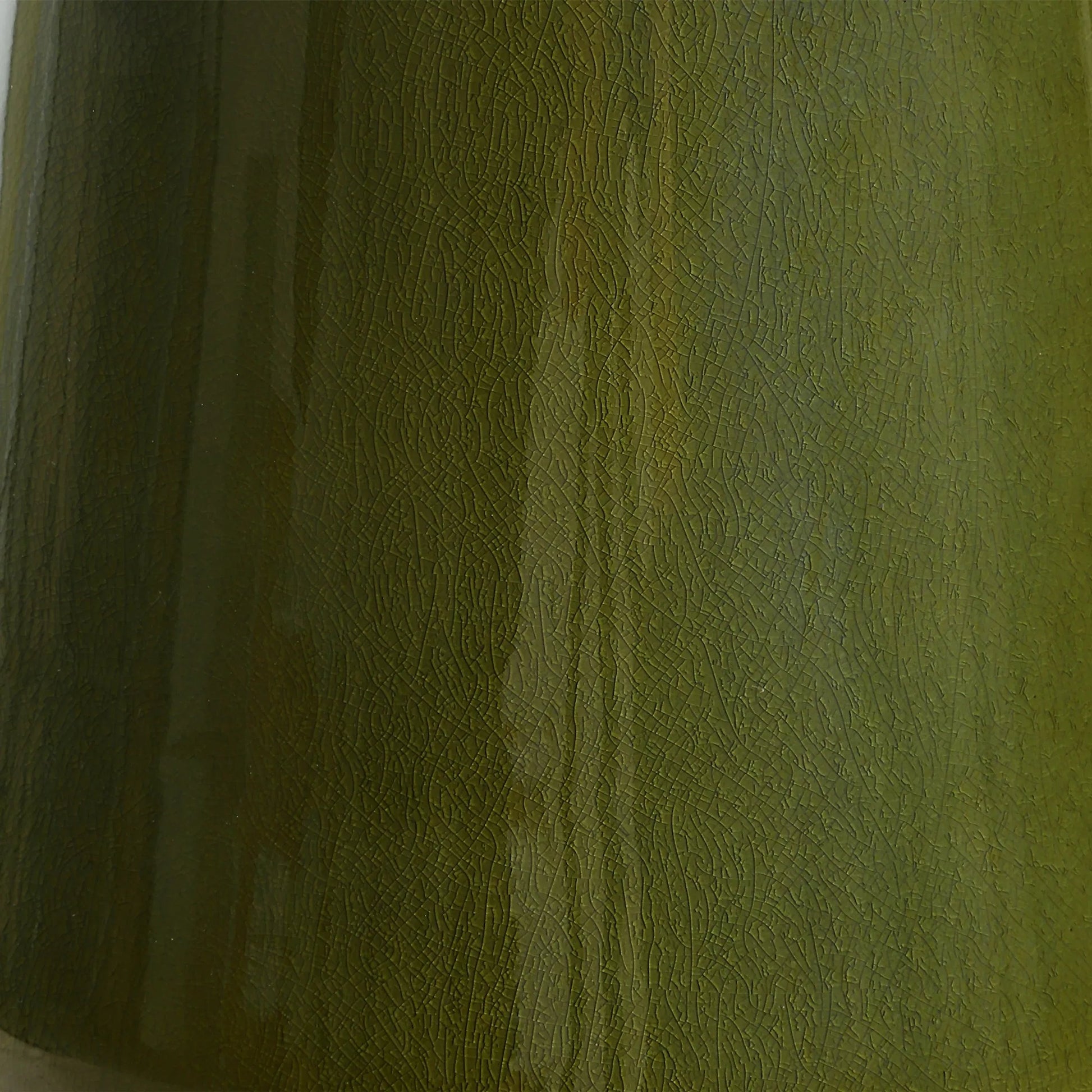 Kelley Moss Table Lamp by Uttermost in brass. Made from steel, ceramicfabric in a eclectic & global style.