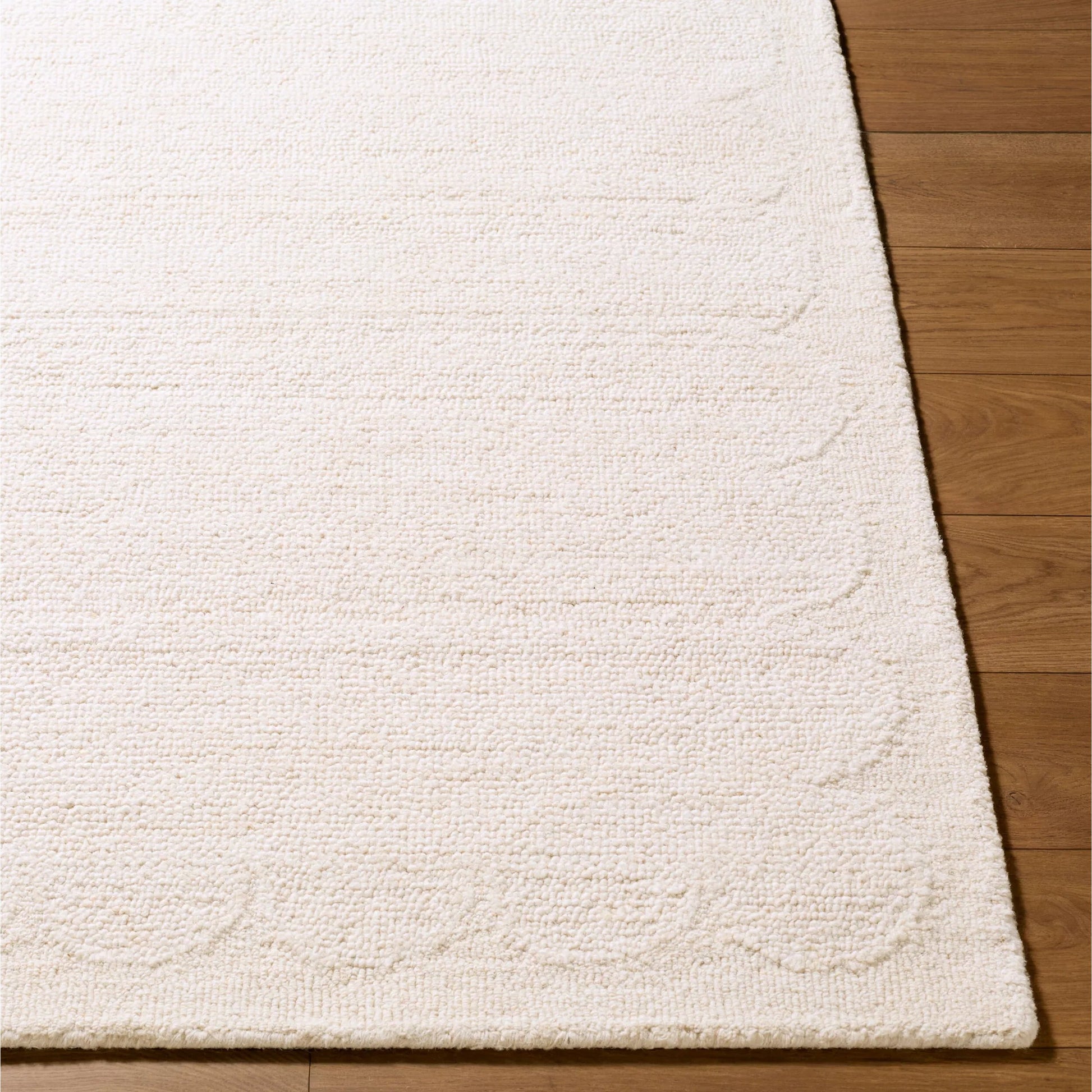Long Island LOI-2300 Rug by Livabliss. Made from wool in a unique style.