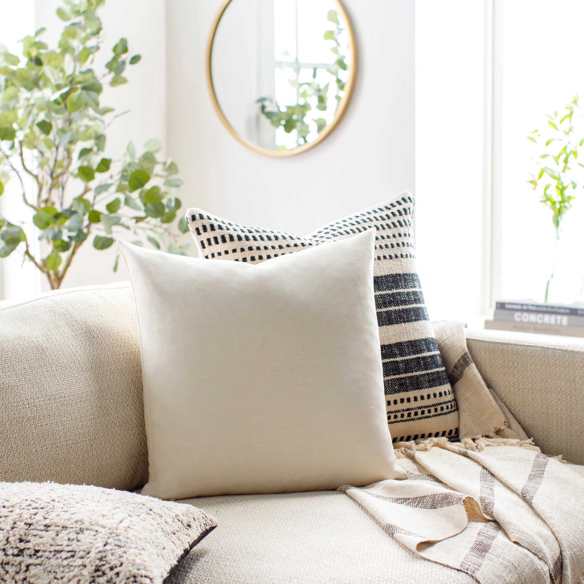 Linen Solid Pillow - 19229 by Livabliss in null. Made from front: 100% linen, back: 100% linen in a modern style.