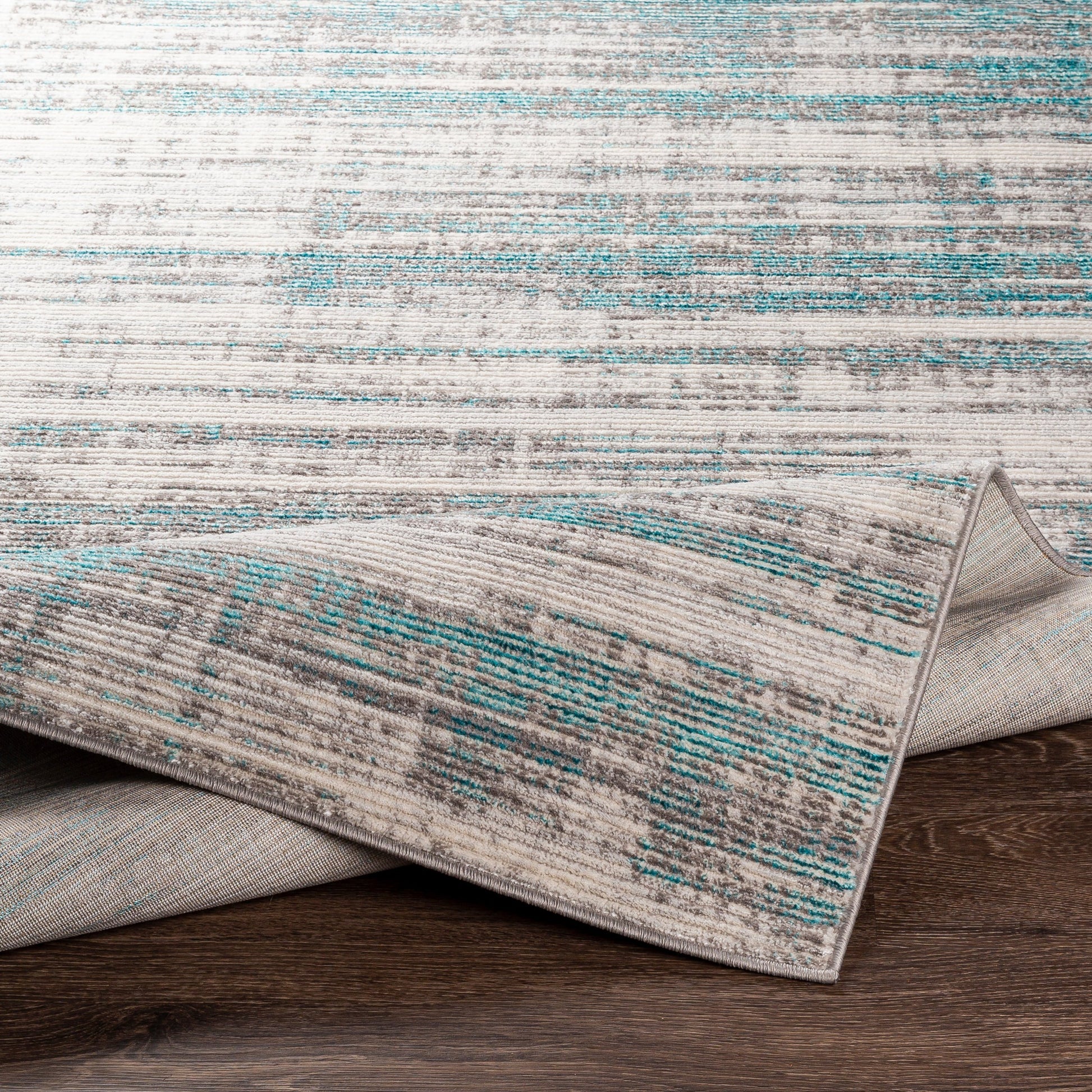 Lustro Rug by Livabliss. Made from 50% polyester, 50% polypropylene in a modern style.