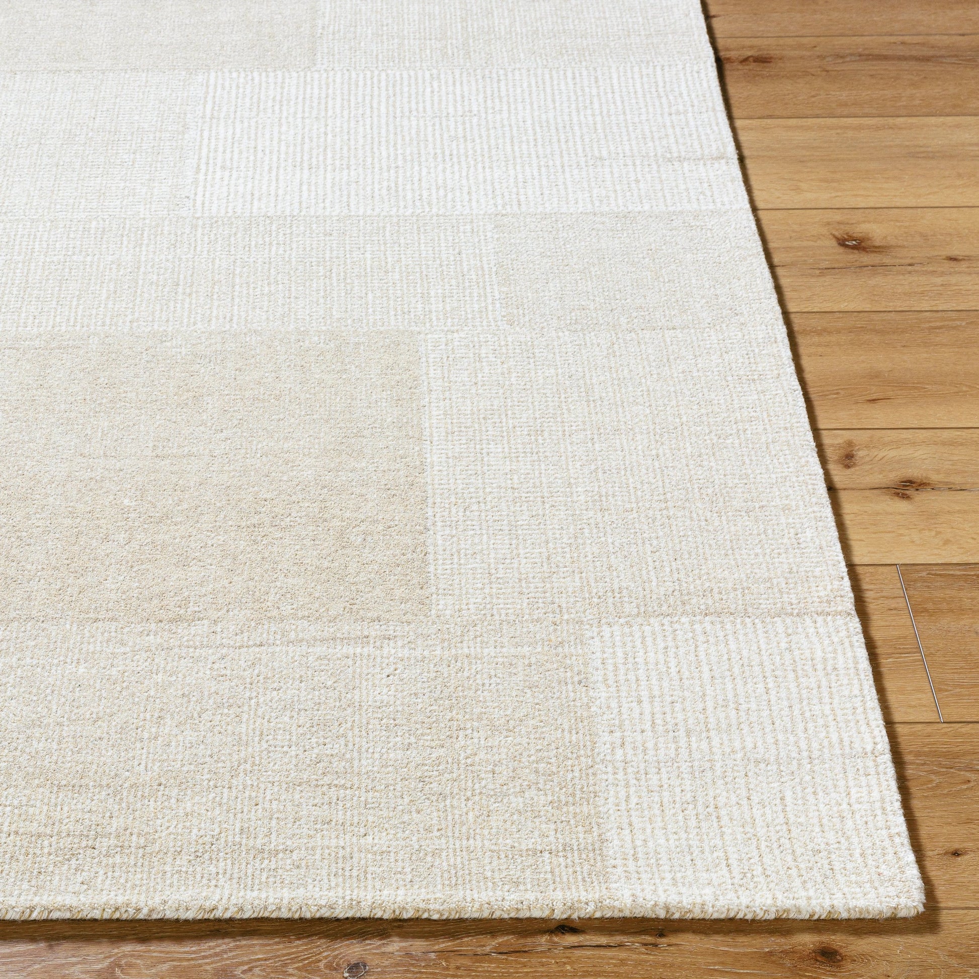 Las Palmas LSS-2301 Rug by Livabliss. Made from wool in a unique style.