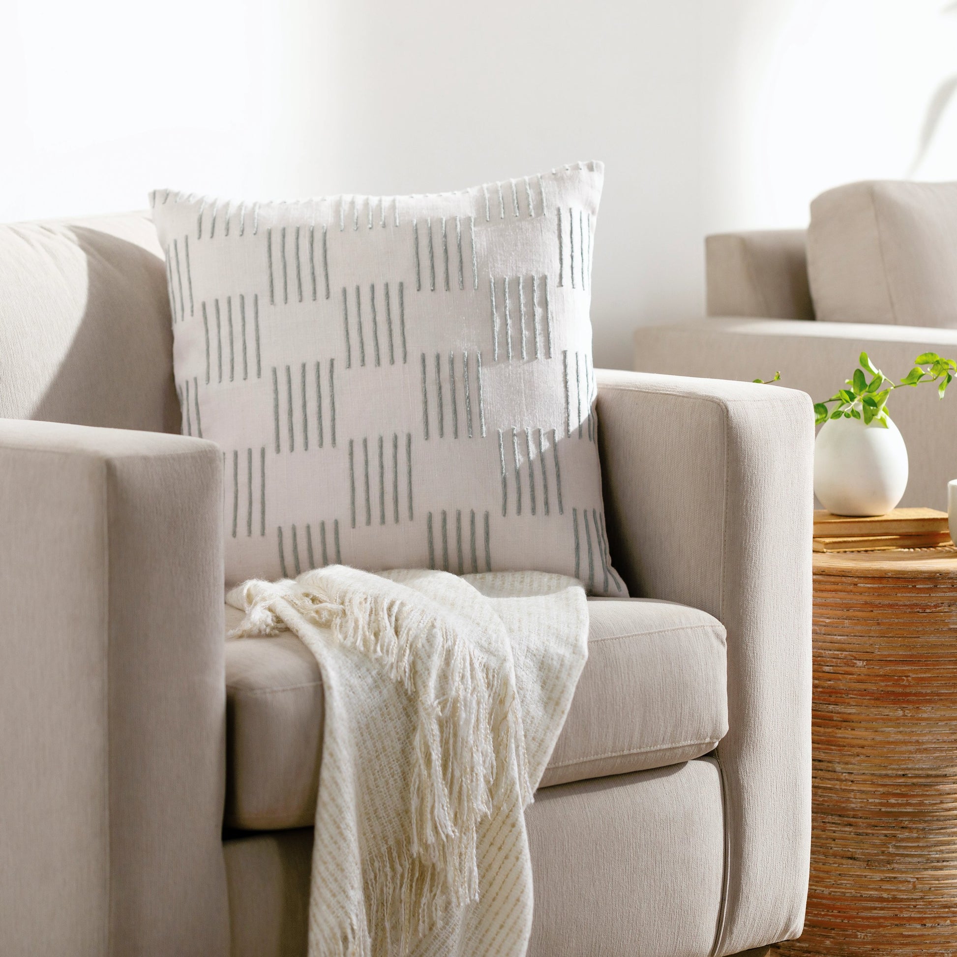 Layten Pillow - 481720 by Surya. Made from front: 60% cotton, 40% jute, back: 60% cotton in a modern style.