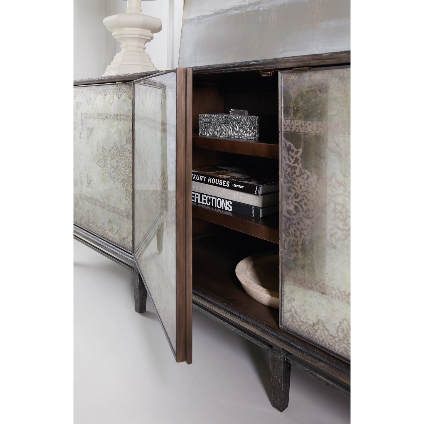 004 SI-1749246 | Lifestyle | Rosella Console by Hooker Furniture in dark wood. Made from glass, hand paintng, oak veneers in a modern style.