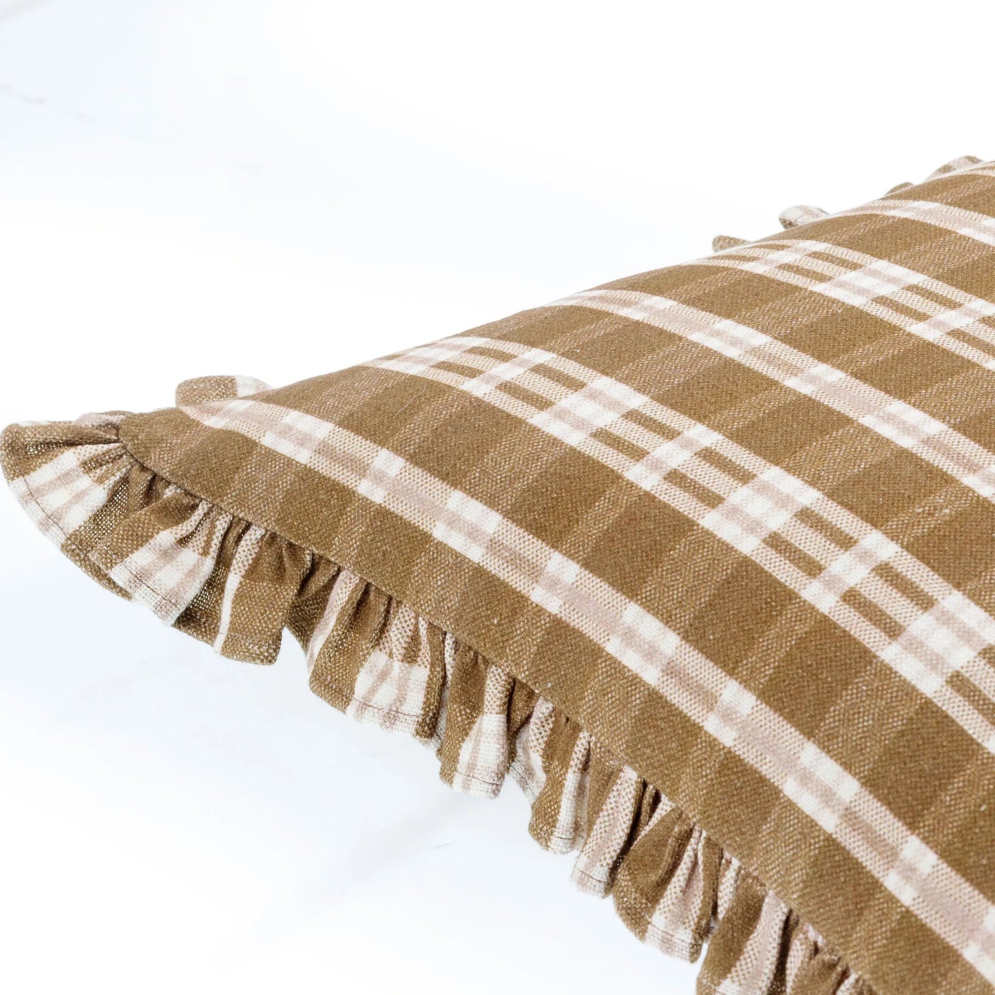 006 SI-2132188,SI-2132189,SI-2132191,SI-2132192,SI-2132194,SI-2132195 | Closeup | Louisville Pillow - 497690 by Surya in taupe, off-white. Made from front: 100% cotton, back: 100% cotton in a cottage & farmhouse style.