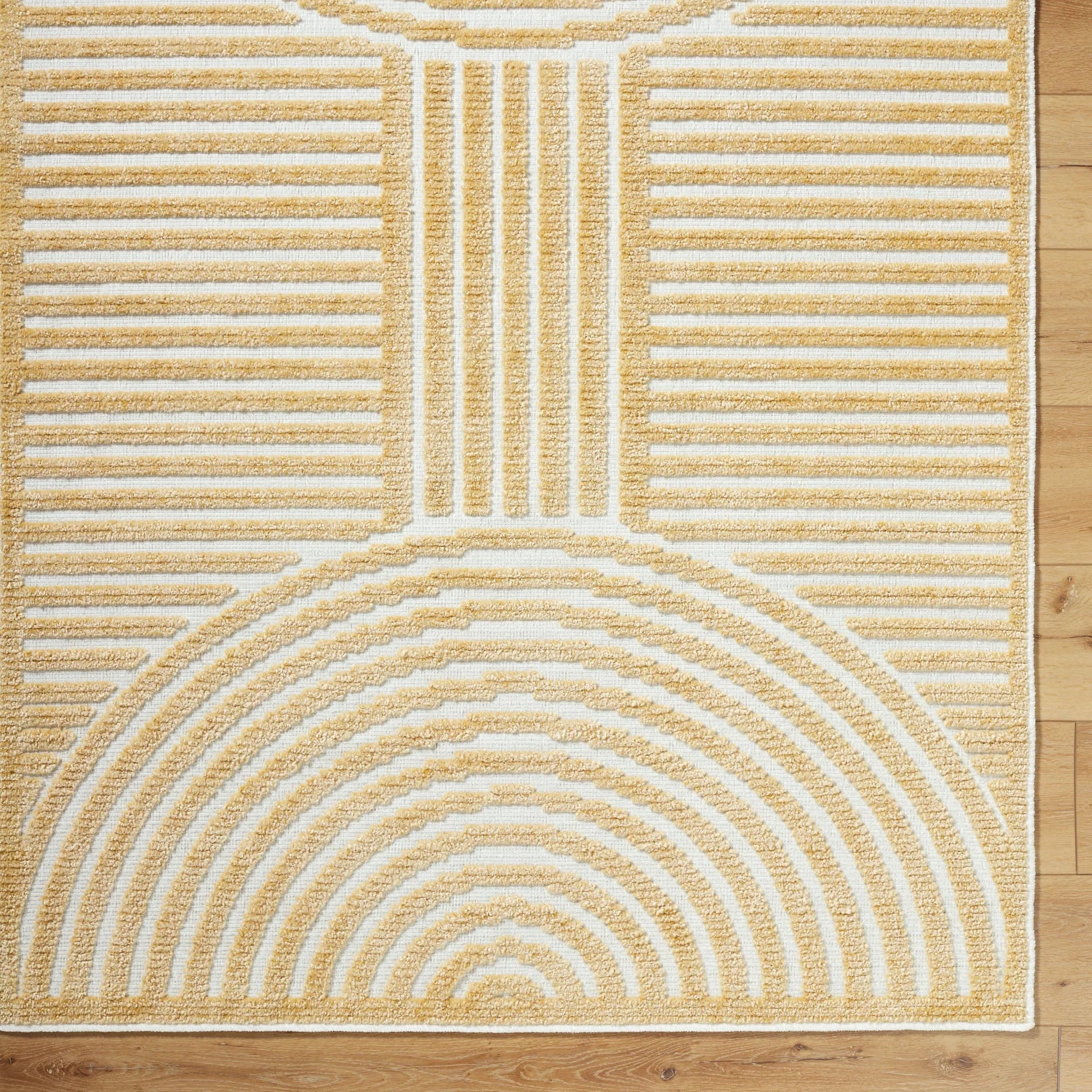 Lyna Rug - 34819 by Livabliss. Made from polypropylene, polyester in a unique style.