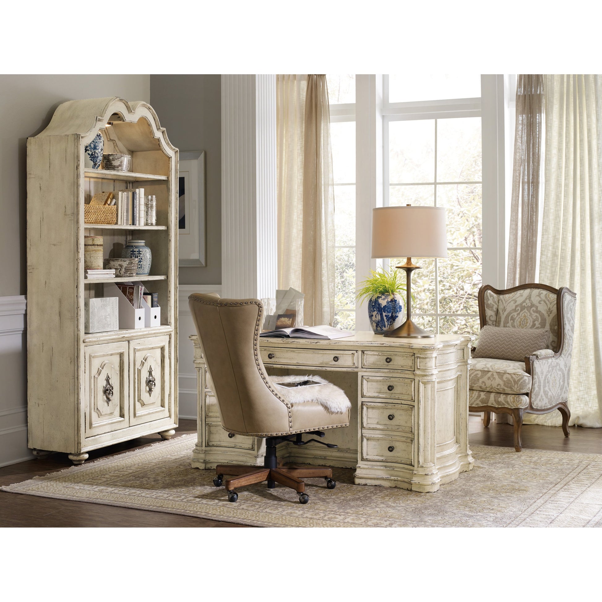 Lynn Executive Chair by Hooker Furniture. Made from leather in a unique style.