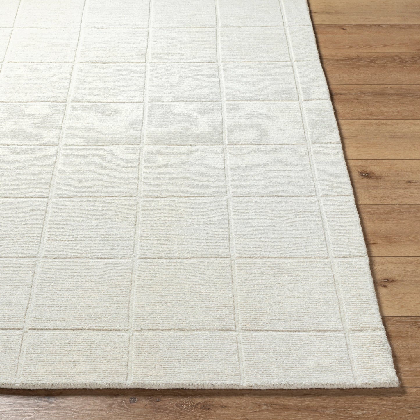 003 SI-2131579,SI-2131580,SI-2131581,SI-2131582 | Closeup | Mystique Rug - 484854 by Livabliss in ivory, pearl, soft beige. Made from face: 100% wool, warp: 100% cotton in a unique style.