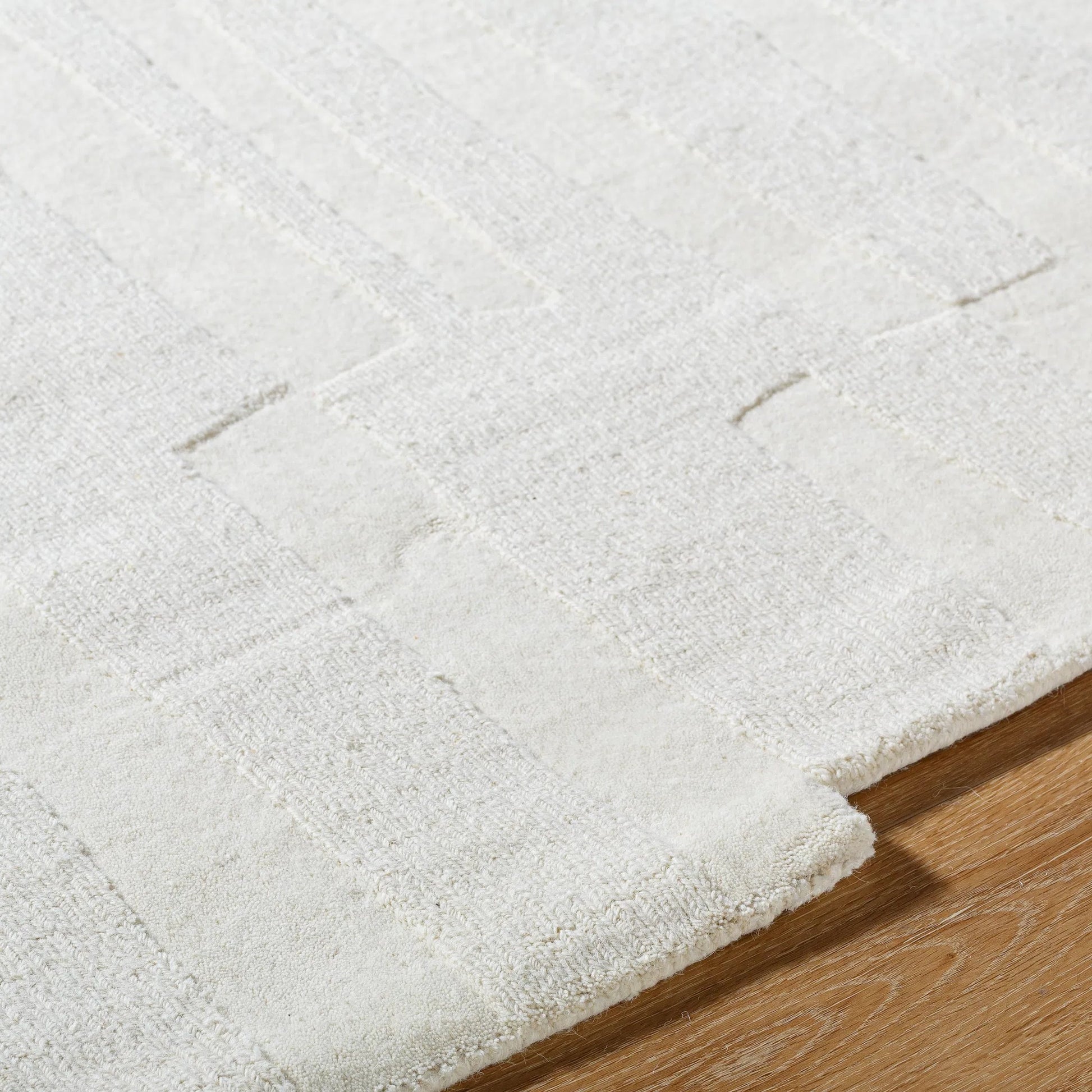 Mystique Rug - 530311 by Livabliss. Made from wool in a unique style.