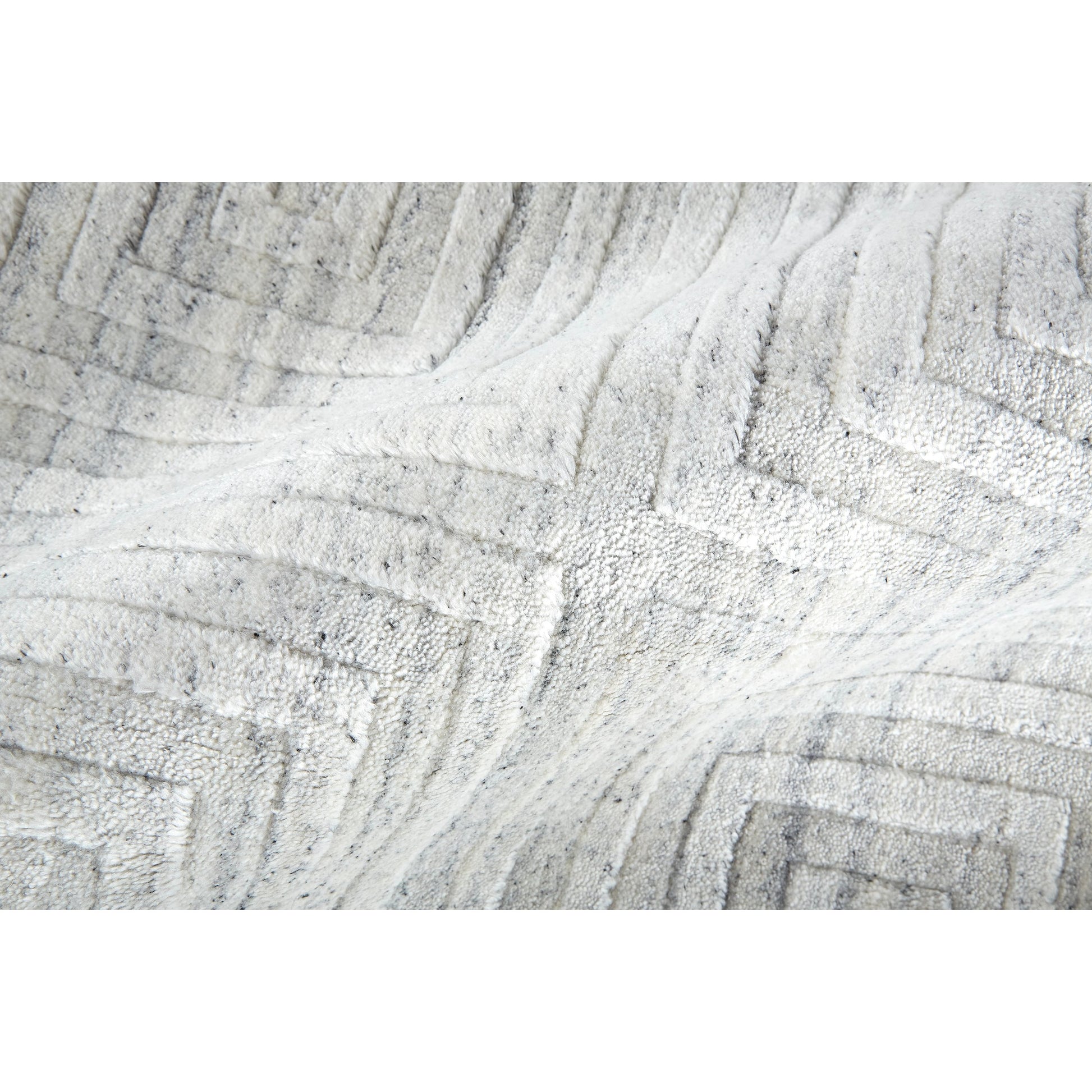 Redford Transitional Solid Rug - 8670F by Feizy. Made from 70% viscose, 30% wool in a unique style.