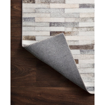 Maddox MAD-01 Rug by Loloi in ivory, gray. Made from 100% polyester in a modern style.