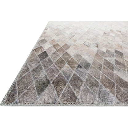 Maddox MAD-04 Rug by Loloi in sand, taupe. Made from 100% polyester in a modern style.