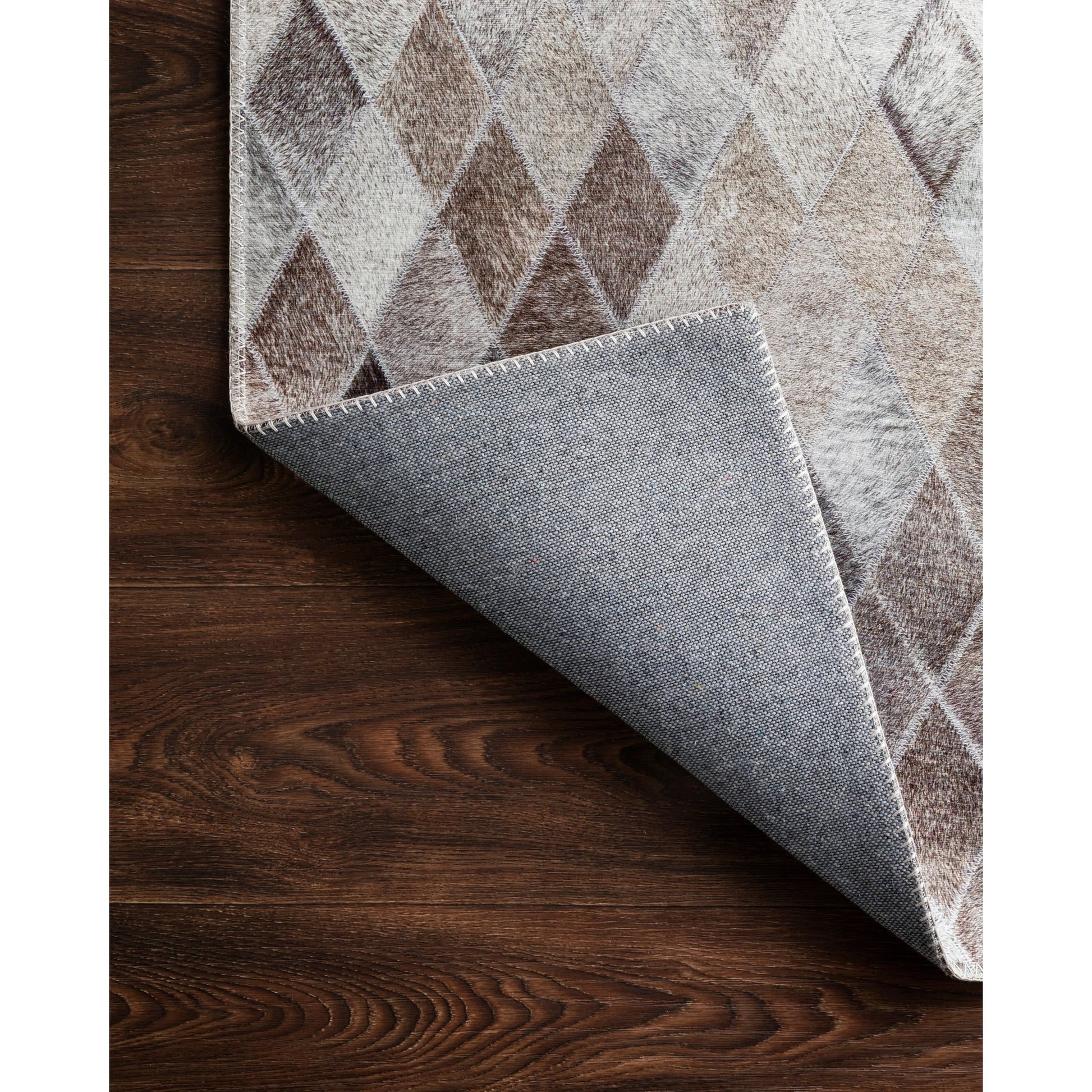 Maddox MAD-04 Rug by Loloi in sand, taupe. Made from 100% polyester in a modern style.