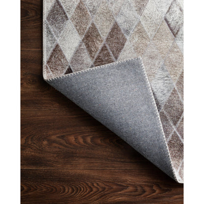 Maddox MAD-04 Rug by Loloi in sand, taupe. Made from 100% polyester in a modern style.