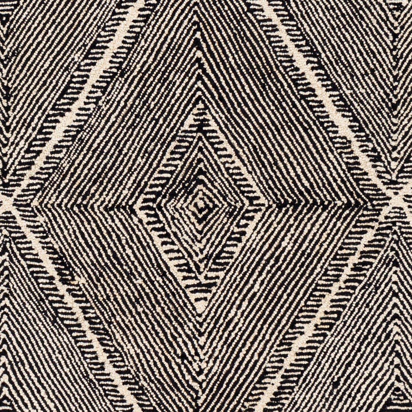 019 SI-1914309,SI-1914310,SI-1914311,SR-882631,SR-882632,SR-882633,SR-882634 | Closeup | Maroc Rug - 26234 by Livabliss. Made from unique in a unique style.