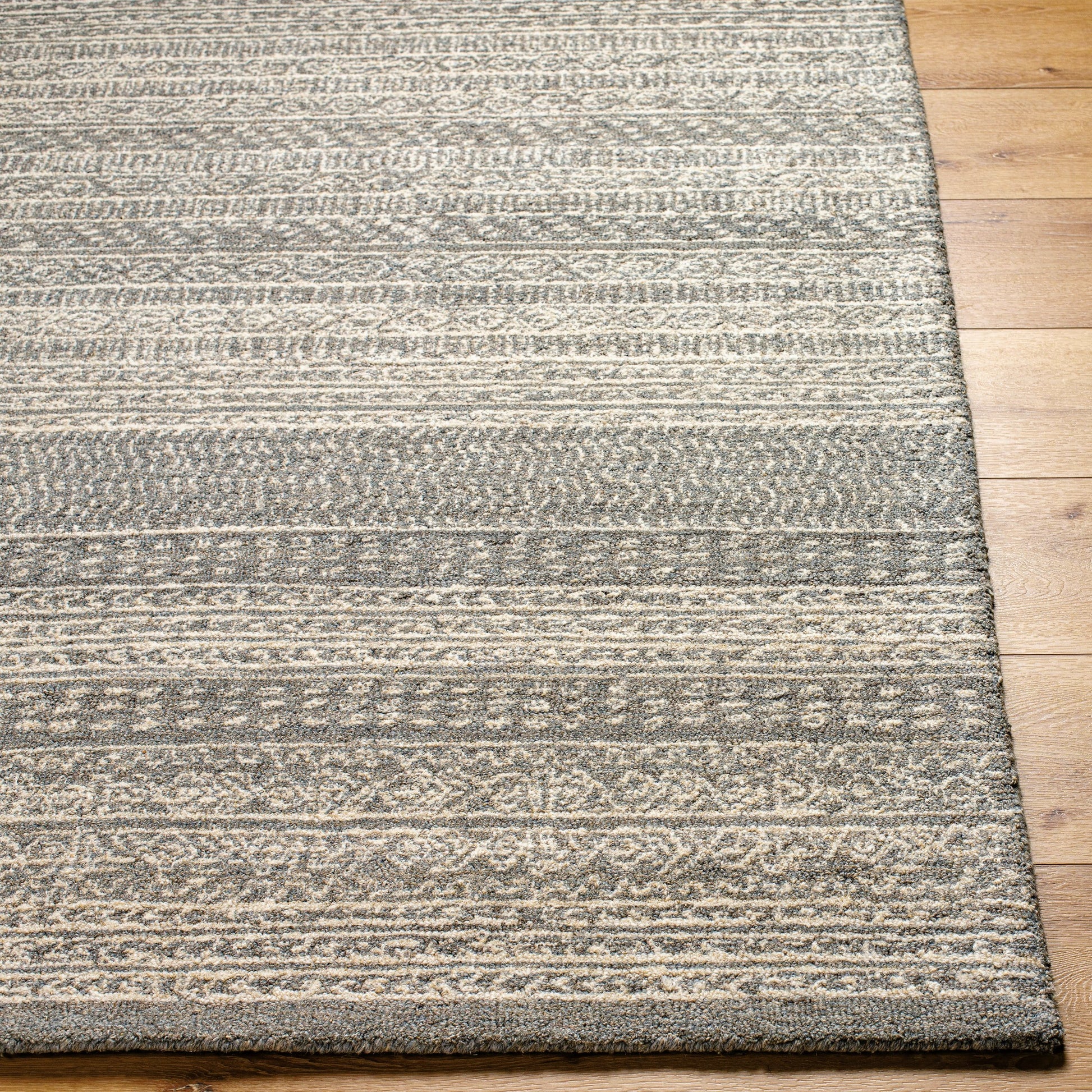 Maroc Rug - 7173 by Livabliss. Made from wool in a unique style.