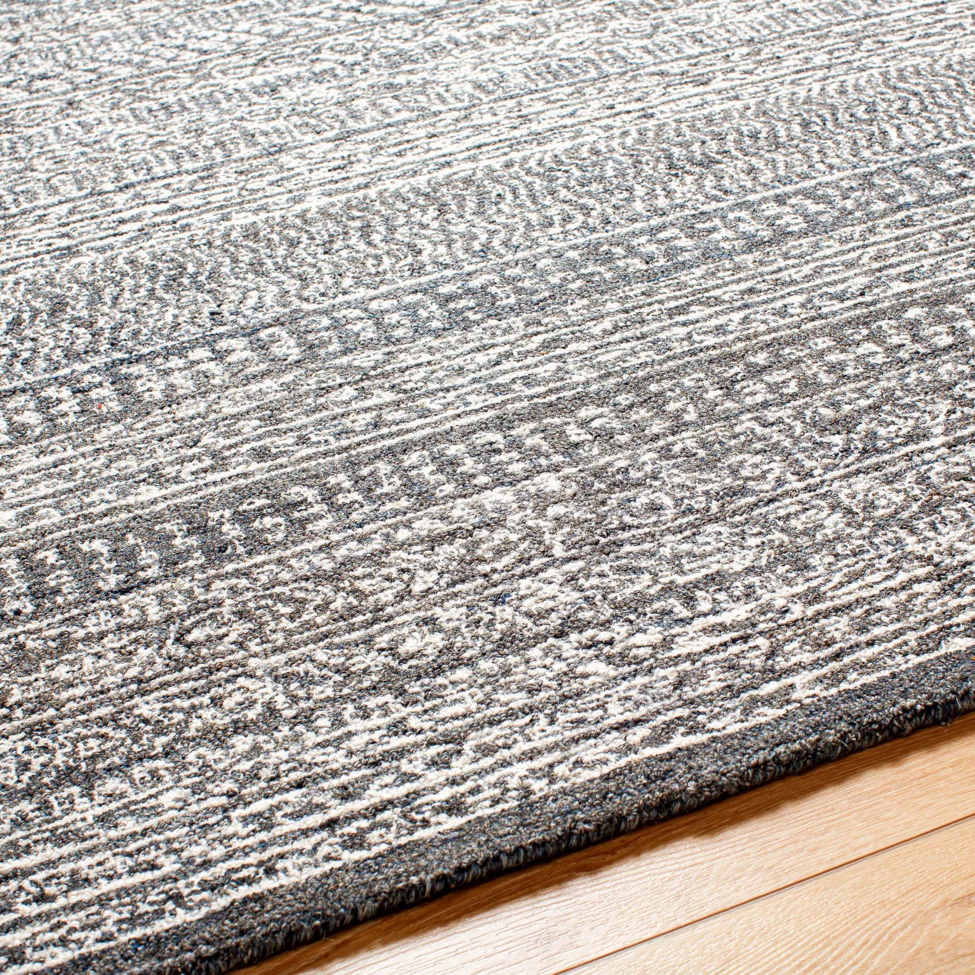 Maroc Rug - 7173 by Livabliss. Made from wool in a unique style.